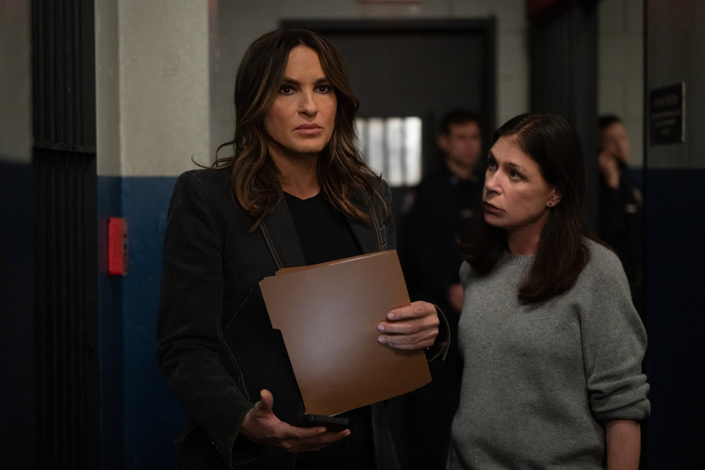 Law & Order SVU season 27 episode 9 -- "Purity" Episode 27012 -- Pictured: (l-r) Mariska Hargitay as Capt. Olivia Benson, Maura Tierney as Lieutenant Jessica Brady -- (Photo by: Virginia Sherwood/NBC)