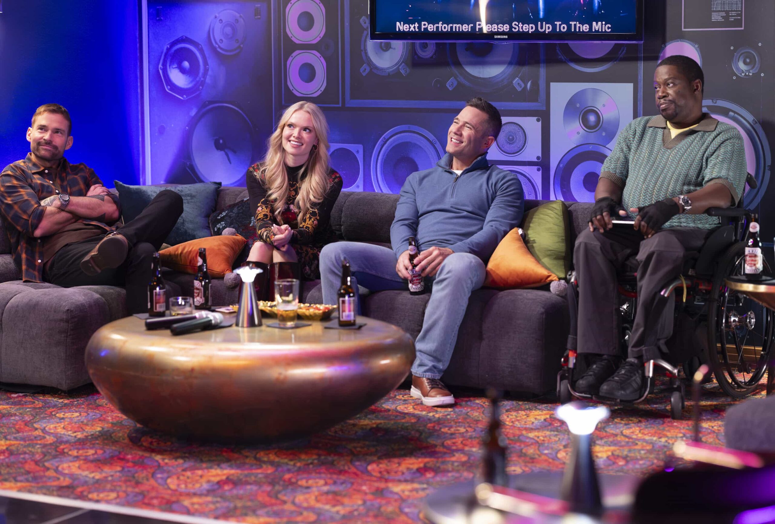 SHIFTING GEARS Season 2 Episode 12 - “Uncle Sam” - Matt is thrilled to show off his military-hero son Sam, but a shift in Sam’s career could finally give Riley a chance to be the golden child. Meanwhile, Andy’s singing hits all the wrong notes for Riley. Jesse Williams and Luke Macfarlane guest star. WEDNESDAY, JAN. 28 (8:00-8:30 p.m. EST) on ABC. (Disney/Raymond Liu) 
SEANN WILLIAM SCOTT, CARSON FAGERBAKKE, LUKE MACFARLANE, DARYL "CHILL" MITCHELL