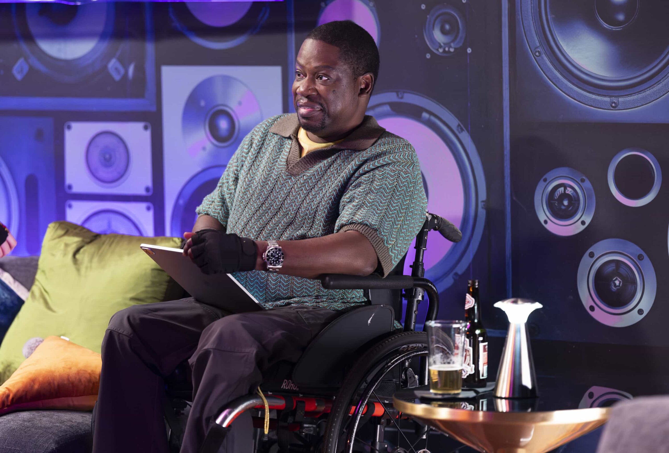 SHIFTING GEARS - “Uncle Sam” - Matt is thrilled to show off his military-hero son Sam, but a shift in Sam’s career could finally give Riley a chance to be the golden child. Meanwhile, Andy’s singing hits all the wrong notes for Riley. Jesse Williams and Luke Macfarlane guest star. WEDNESDAY, JAN. 28 (8:00-8:30 p.m. EST) on ABC. (Disney/Raymond Liu) 
DARYL "CHILL" MITCHELL