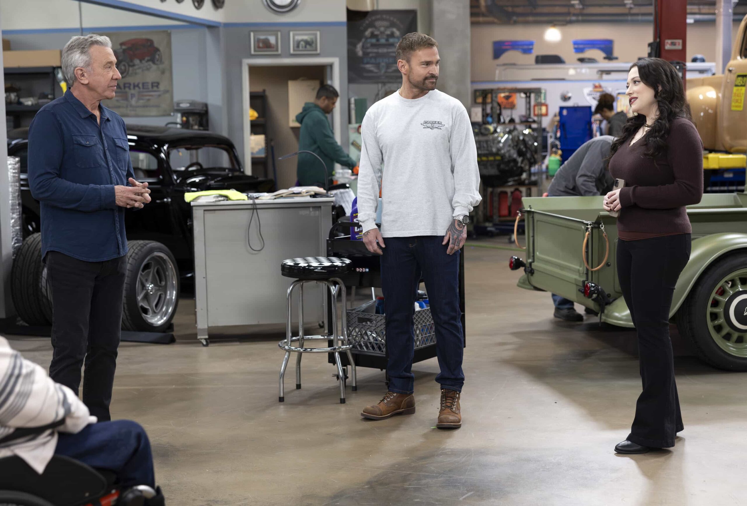 SHIFTING GEARS - “Surprise” - Matt revs his love life back up only to find the road rockier than expected. Meanwhile, a chance romantic moment has Riley and Gabe questioning the nature of their relationship. Jenna Elfman, Jesse Williams, Angela Kinsey and Mookie Betts guest star. WEDNESDAY, FEB. 4 (8:00-8:30 p.m. EST) on ABC. (Disney/Raymond Liu) 
TIM ALLEN, SEANN WILLIAM SCOTT, KAT DENNINGS