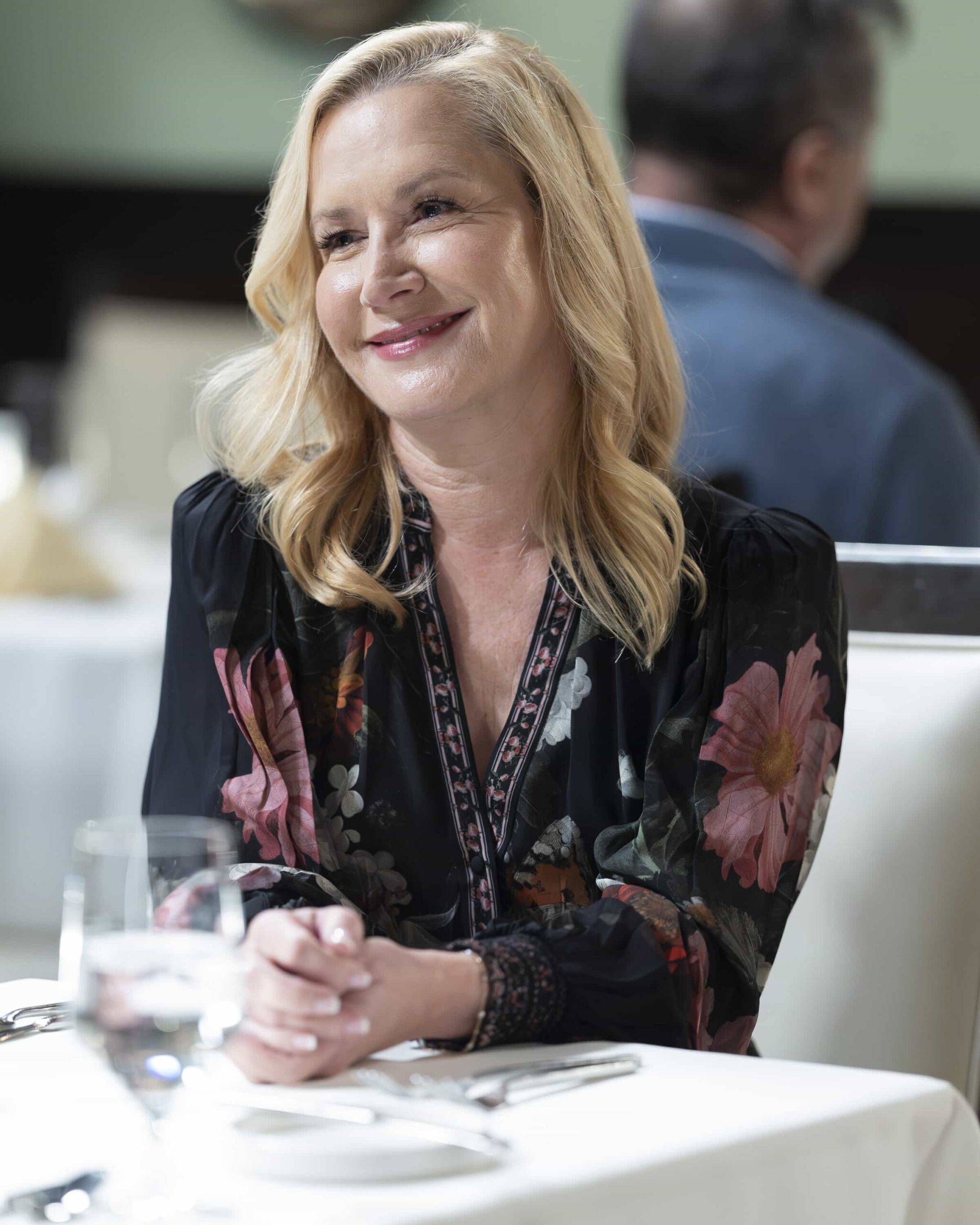 SHIFTING GEARS - “Surprise” - Matt revs his love life back up only to find the road rockier than expected. Meanwhile, a chance romantic moment has Riley and Gabe questioning the nature of their relationship. Jenna Elfman, Jesse Williams, Angela Kinsey and Mookie Betts guest star. WEDNESDAY, FEB. 4 (8:00-8:30 p.m. EST) on ABC. (Disney/Raymond Liu) 
ANGELA KINSEY