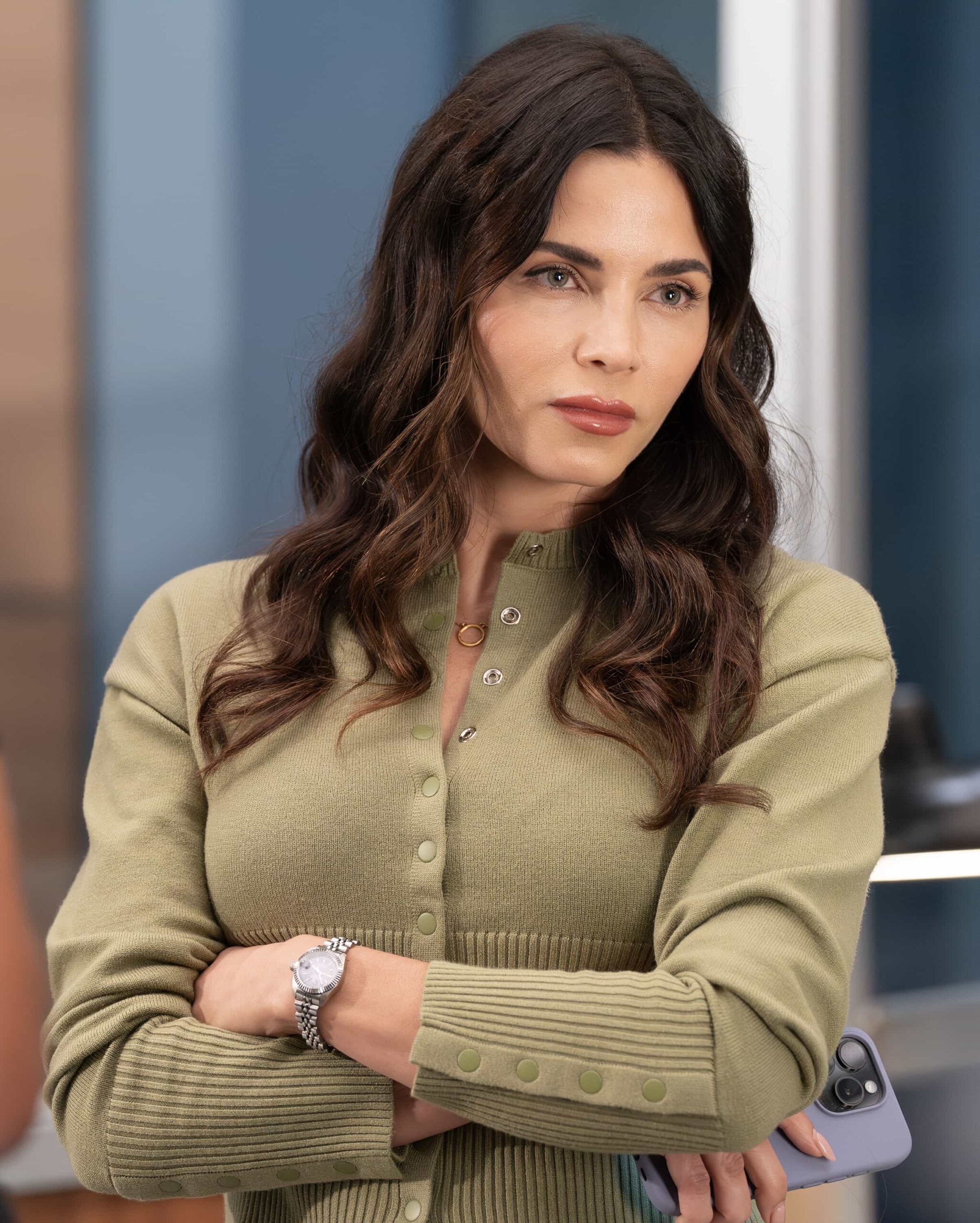 THE ROOKIE Season 8 Episode 6 Picture - "Burn 4 Love" - It's Valentine's Day, and the team is on the hunt for someone who is setting more than hearts on fire. Meanwhile, Celina thinks MilesÕ recent string of bad luck is the result of a curse, and sheÕs determined to break it. MONDAY, FEB. 9 (10:00-11:00 p.m. EST) on ABC. (Disney/Mike Taing) 
JENNA DEWAN