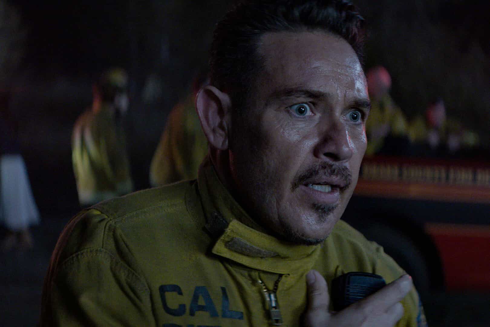 Fire Country Season 4 Episode 10 Still “On the Carpet” – As a massive wildfire pushes station 49 to their limits, tough calls on the front lines spark even tougher questions back at headquarters, on FIRE COUNTRY, Friday, Feb. 27 (9:00-10:00 PM, ET/PT). Pictured: Kevin Alejandro as Manny Perez. Photo: CBS ©2025 CBS Broadcasting, Inc. All Rights Reserved. Highest quality screengrab available.