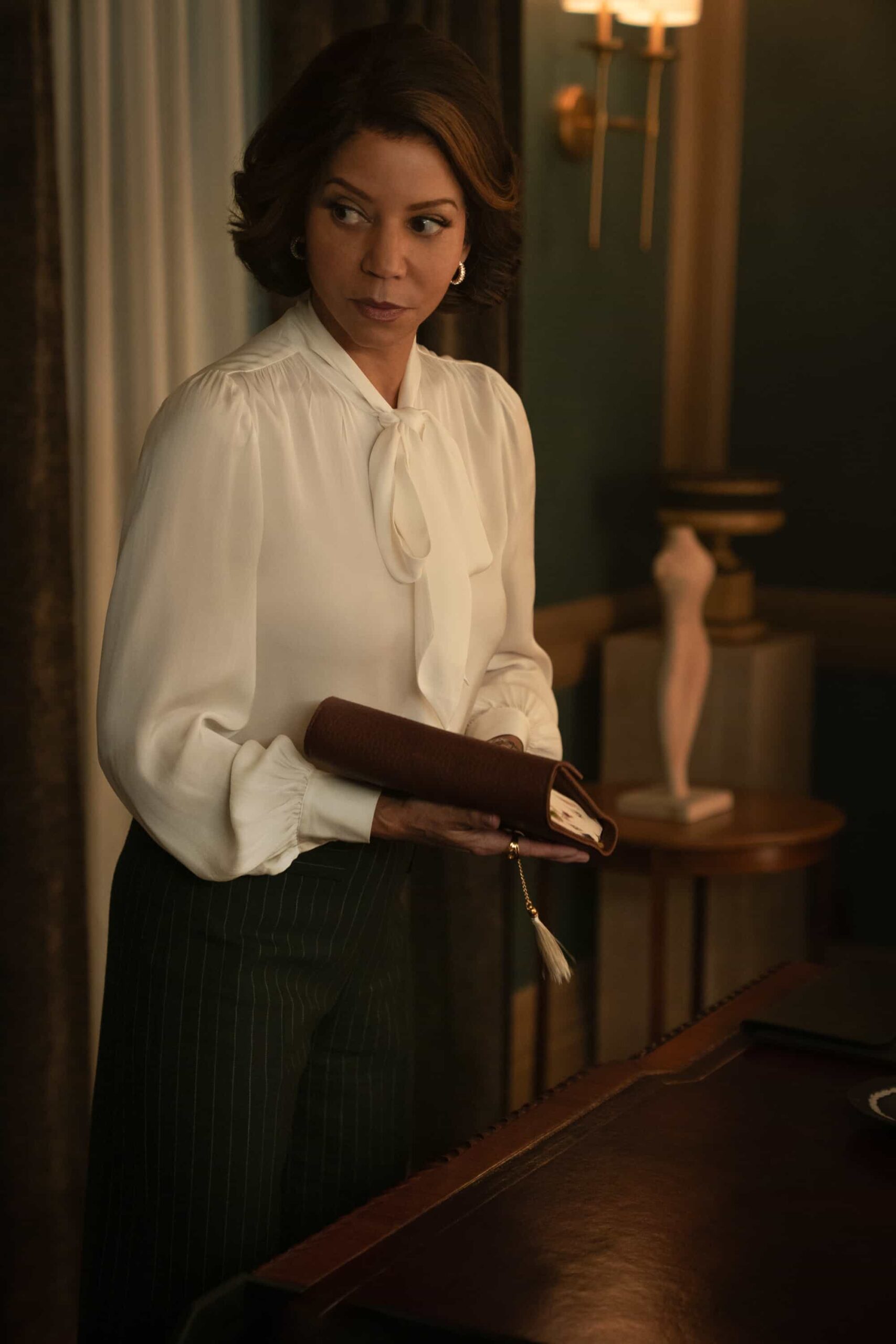Boston Blue Season 1 Episode 10 “Hard Truths” – Jonah’s anger and grief put family bonds to the test as Mae and Sarah confront painful truths that could change everything. Meanwhile, Danny and Lena take on a high-stakes case that exposes deep-rooted secrets and forces unlikely alliances., on the CBS Original Series “BOSTON BLUE,” Friday, Feb. 26 (10:00-11:00 PM, ET/PT)    Pictured: Gloria Reuben as Mae Silver  Photo: John Medland /CBS ©2025 CBS Broadcasting, Inc. All Rights Reserved.