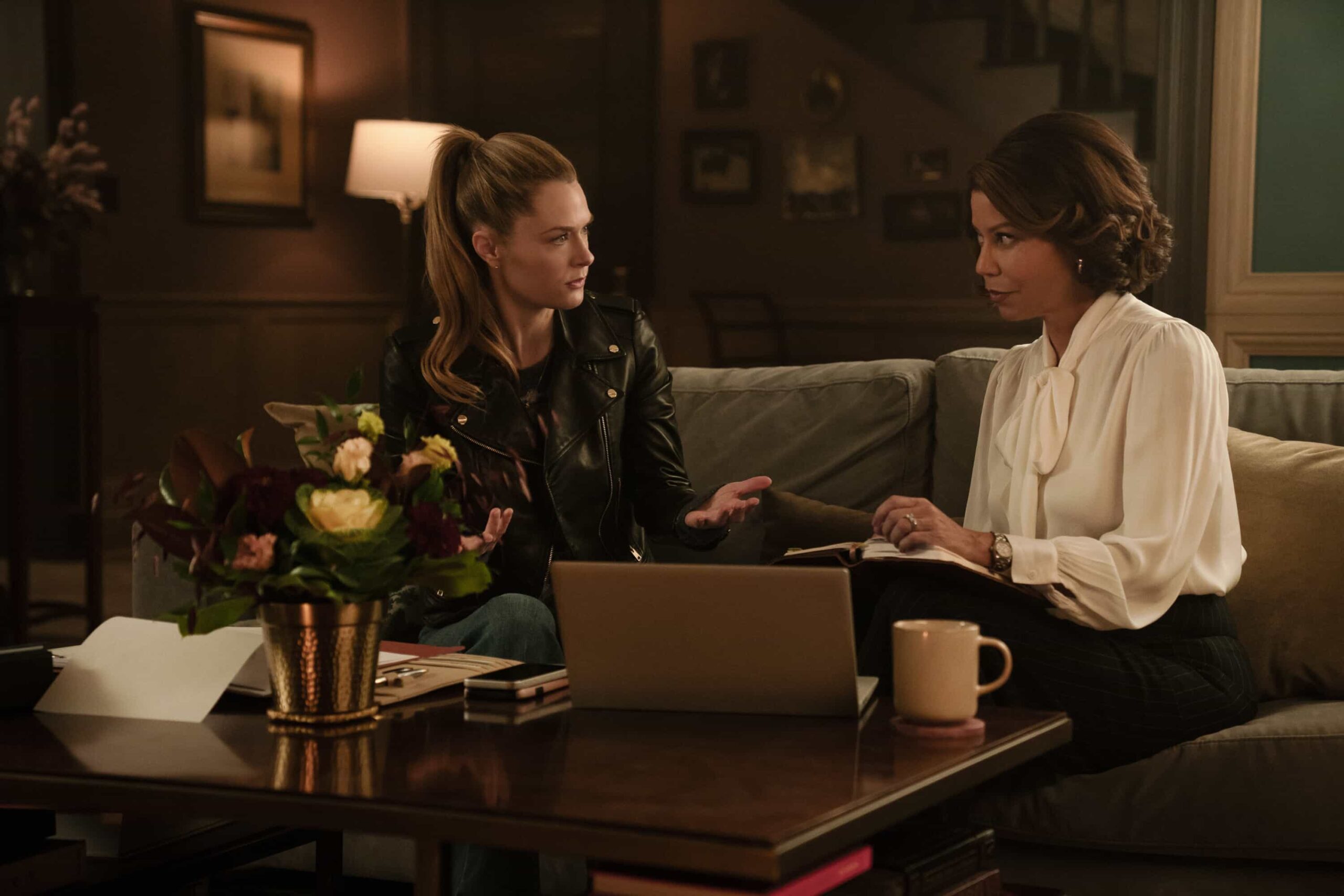 Boston Blue Season 1 Episode 10 “Hard Truths” – Jonah’s anger and grief put family bonds to the test as Mae and Sarah confront painful truths that could change everything. Meanwhile, Danny and Lena take on a high-stakes case that exposes deep-rooted secrets and forces unlikely alliances., on the CBS Original Series “BOSTON BLUE,” Friday, Feb. 26 (10:00-11:00 PM, ET/PT)    Pictured (L-R): Maggie Lawson as Sarah Silver and Gloria Reuben as Mae Silver  Photo: John Medland /CBS ©2025 CBS Broadcasting, Inc. All Rights Reserved.