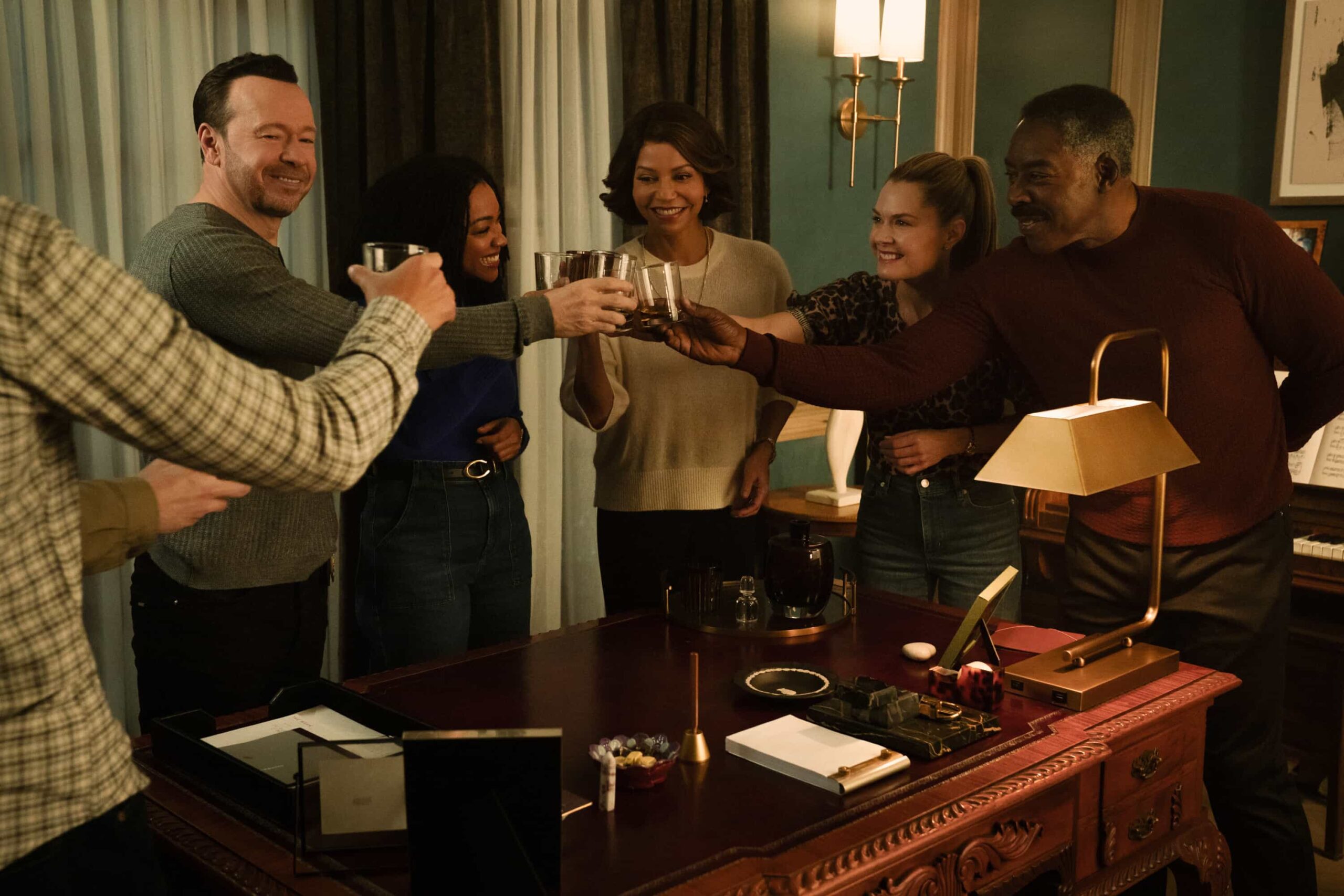 Boston Blue Season 1 Episode 10 Photo “Hard Truths” – Jonah’s anger and grief put family bonds to the test as Mae and Sarah confront painful truths that could change everything. Meanwhile, Danny and Lena take on a high-stakes case that exposes deep-rooted secrets and forces unlikely alliances., on the CBS Original Series “BOSTON BLUE,” Friday, Feb. 26 (10:00-11:00 PM, ET/PT)    Pictured (L-R): Donnie Wahlberg as Danny Reagan, Sonequa Martin-Green as Lena Silver, Gloria Reuben as Mae Silver, Maggie Lawson as Sarah Silver, and Ernie Hudson as Rev. Peters   Photo: John Medland /CBS ©2025 CBS Broadcasting, Inc. All Rights Reserved.
