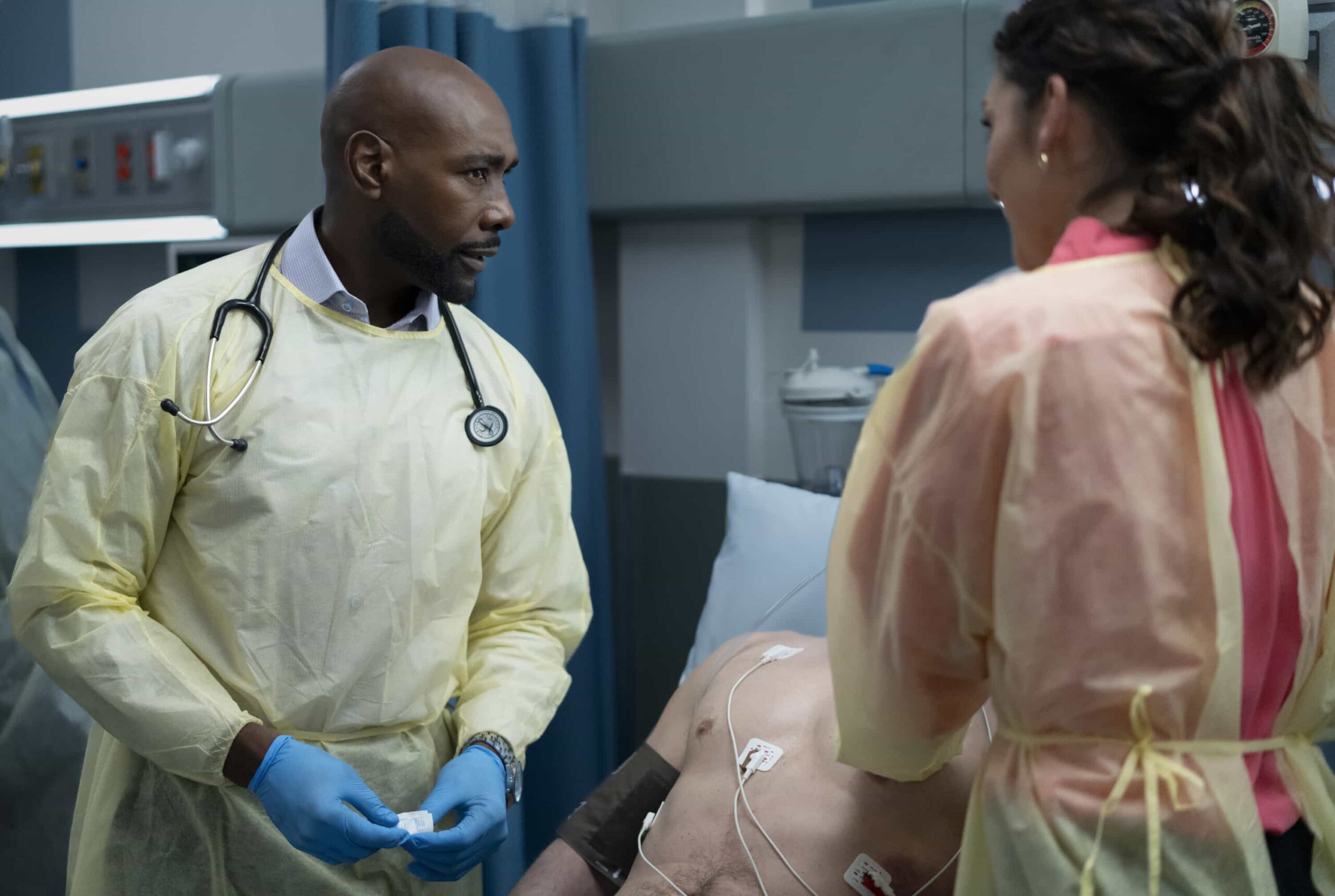 Watson Season 2 Episode 11 Still “The Tunnel Under the Elms” – Watson and the fellows race against the clock to save a man and his pregnant wife from a terrifying sinkhole. Meanwhile, Ingrid’s future with her therapy group becomes unclear, on WATSON, Sunday, March 1 (10:00-11:00 PM, ET/PT) on the CBS Television Network, and streaming on Paramount+  Pictured (L-R): Morris Chestnut as Dr. John Watson and Rochelle Aytes as Dr. Mary Morstan  Photo: Colin Bentley/CBS ©2025 CBS Broadcasting, Inc. All Rights Reserved.