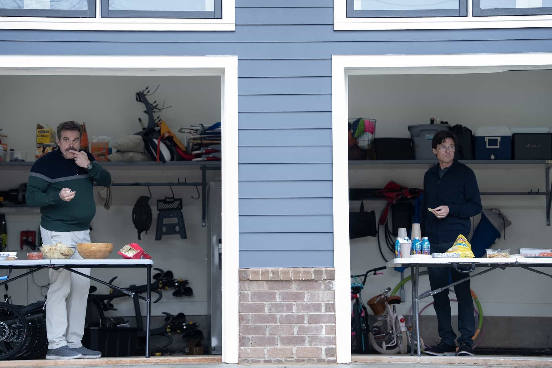 DTF St. Louis Season 1 Episode 1 Photos “Cornhole” 13 David Harbour, Jason Bateman DTF ST. LOUIS Season 1 Episode 1