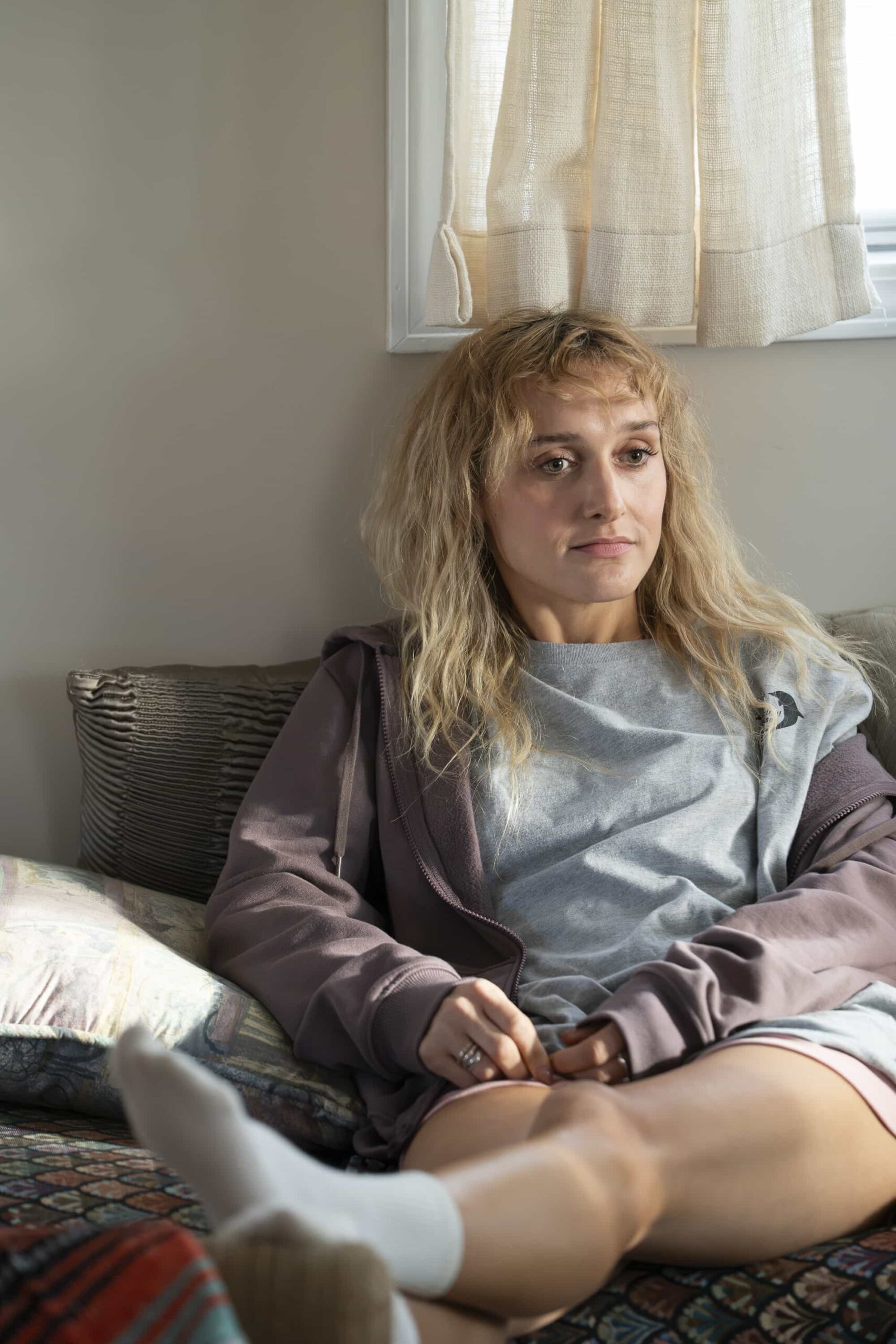 RJ DECKER - “Pilot” - Ex-con photographer RJ Decker becomes a PI in South Florida, solving strange cases with help from his journalist ex, her cop wife, and an enigmatic woman from his past who may help or destroy him. TUESDAY, MARCH 3 (10:00-11:00 p.m. EST) on ABC. (Disney/John Merrick) 
MICHELLE DESHON