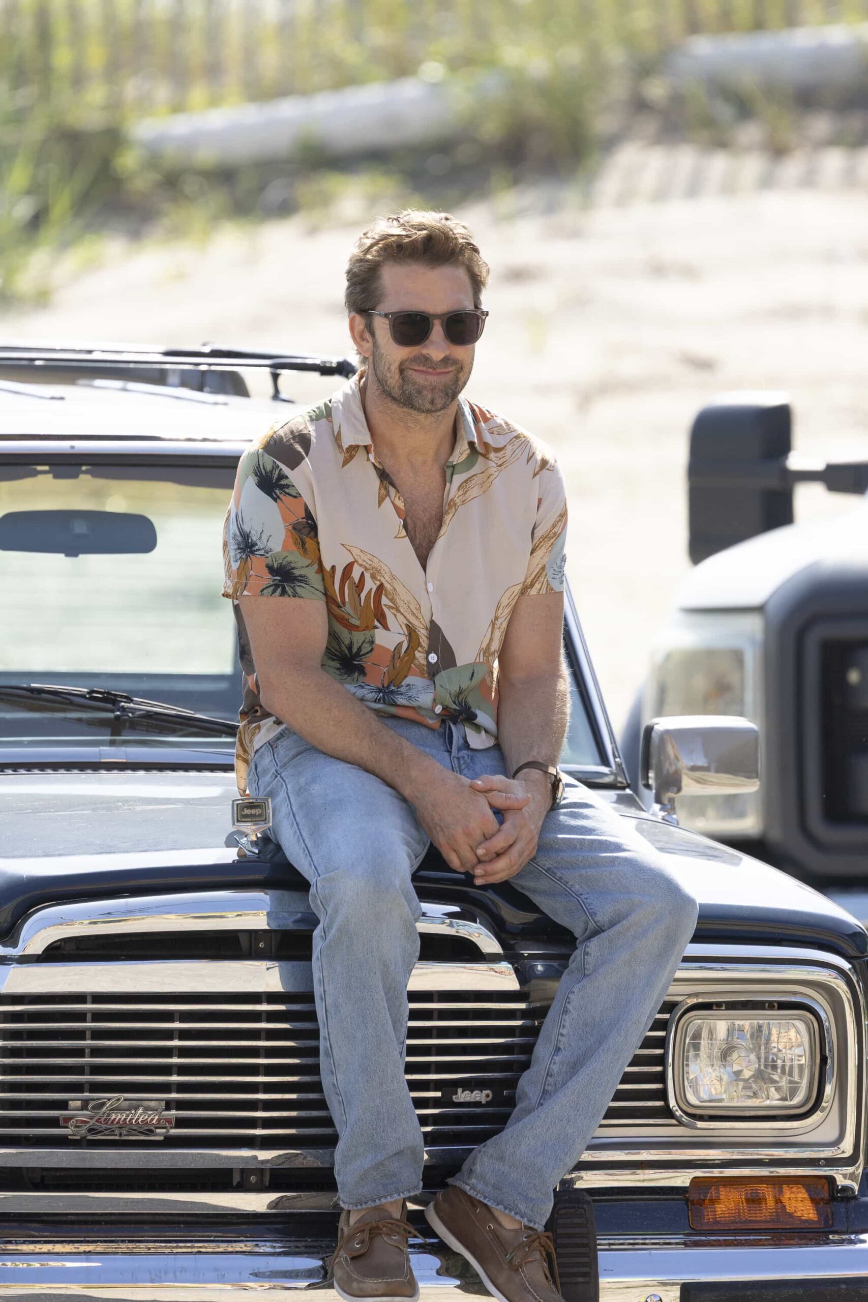 RJ DECKER - “Pilot” - Ex-con photographer RJ Decker becomes a PI in South Florida, solving strange cases with help from his journalist ex, her cop wife, and an enigmatic woman from his past who may help or destroy him. TUESDAY, MARCH 3 (10:00-11:00 p.m. EST) on ABC. (Disney/Dana Hawley) 
SCOTT SPEEDMAN