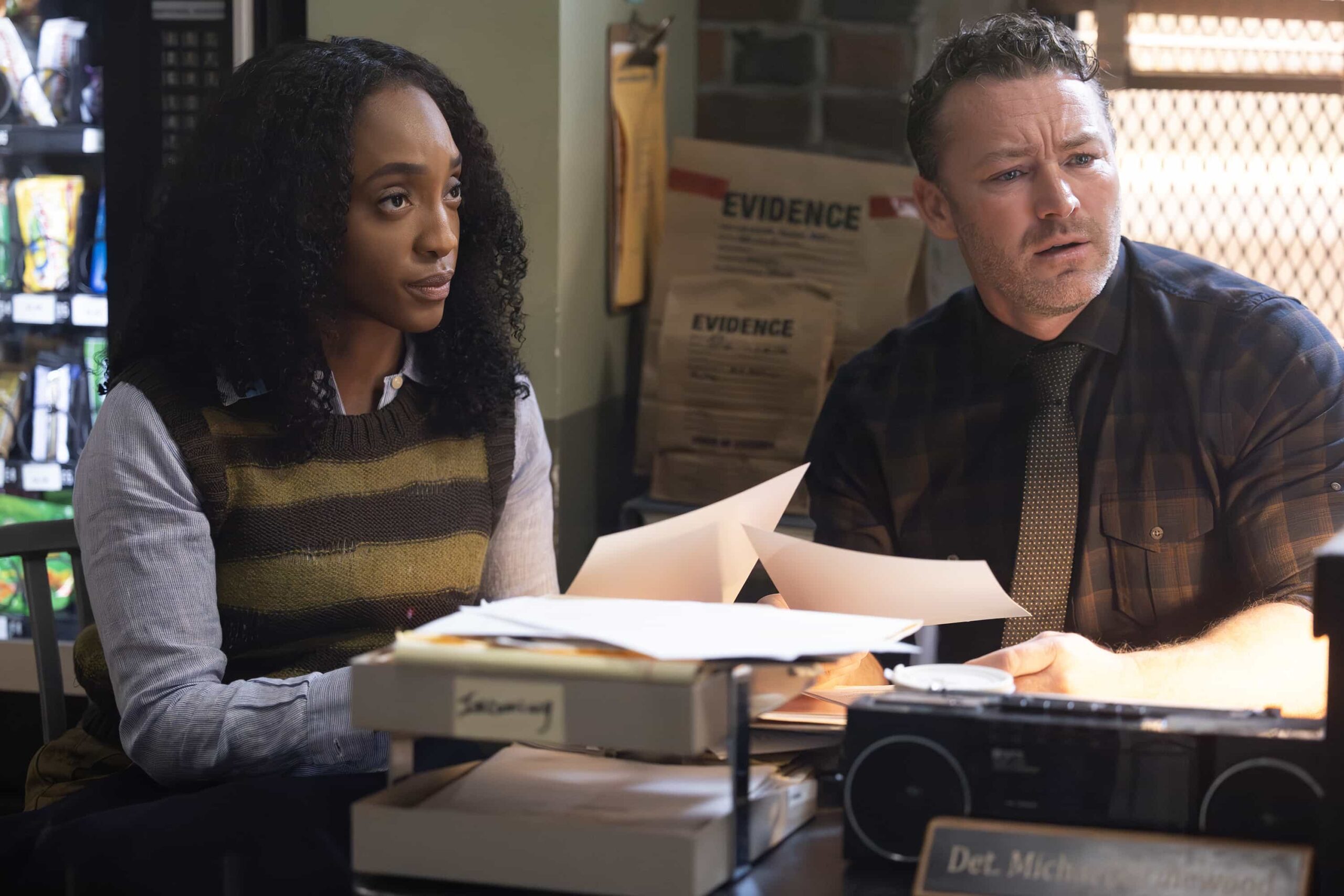 WILL TRENT Season 4 Episode 9 Image  - “It Was a Meat Cute” - A witness’s shocking confession forces Ormewood, Angie and Faith to race against the clock and reinvestigate a death-row case. Meanwhile, Will and Ava’s dinner date erupts into chaos when she’s followed and accused of theft. TUESDAY, MARCH 3 (8:00-9:00 p.m. EST) on ABC. (Disney/Matt Miller) 
IANTHA RICHARDSON, JAKE MCLAUGHLIN