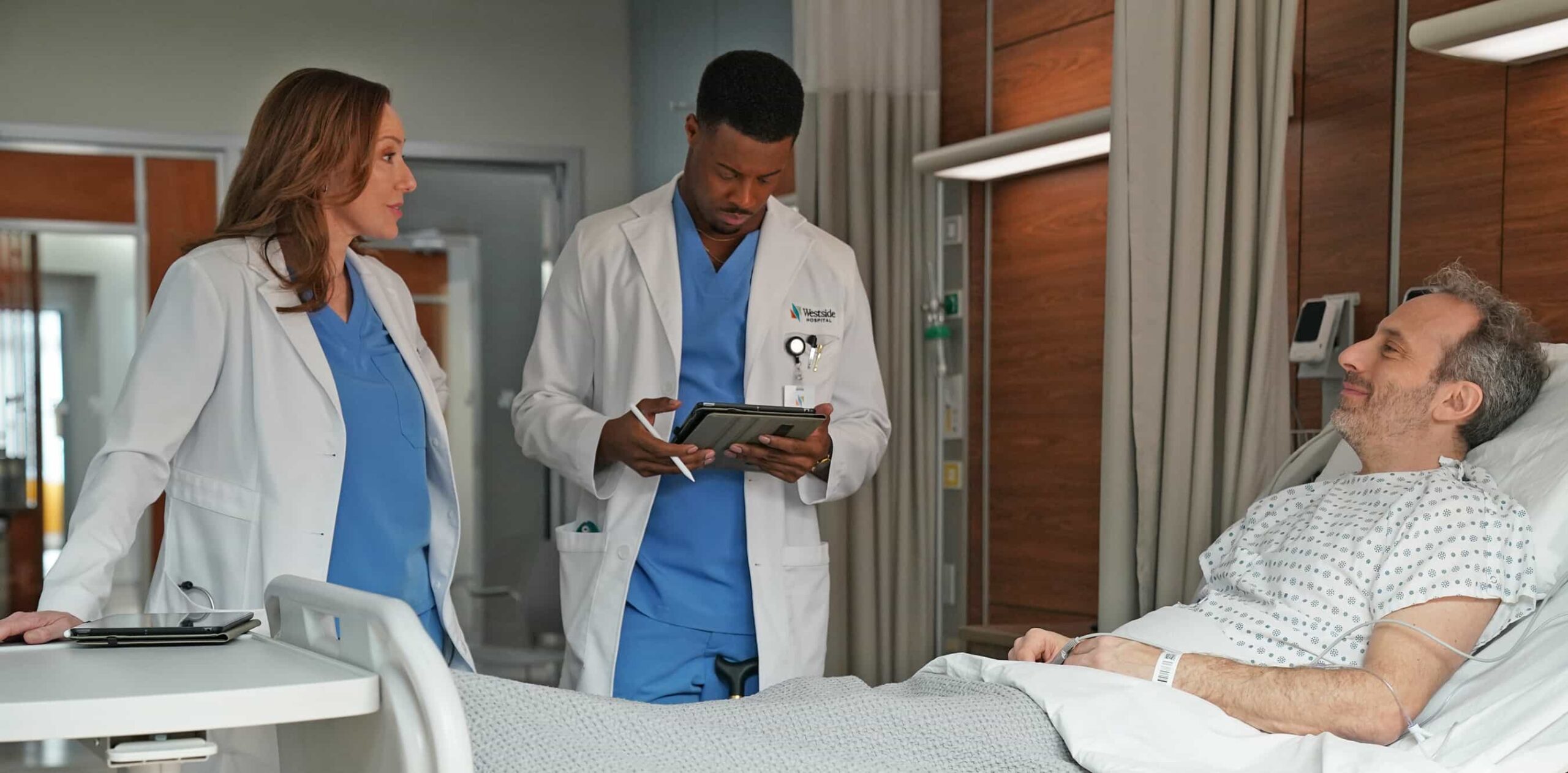 DOC: L-R: Molly Parker, Patrick Walker and Peter Grosz in the "Best We Can Do" episode of DOC airing Tuesday, Mar. 3 (9:00-10:00 PM ET/PT) on FOX. CR: John Medland/FOX. ©2026 FOX Media LLC.
