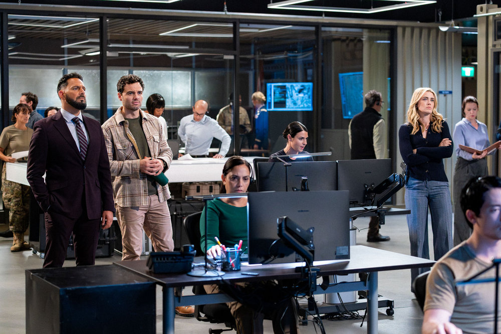 THE HUNTING PARTY -- "Lou Kaplan" Episode 206 -- Pictured: (l-r) Patrick Sabongui as Jacob Hassani, Josh McKenzie as Shane Florence, Sara Garcia as Jennifer Morales, Melissa Roxburgh as Rebecca "Bex" Henderson, Quentin Nguyen-Duy as Ben Jones -- (Photo by: Ralph Bavaro/NBC)