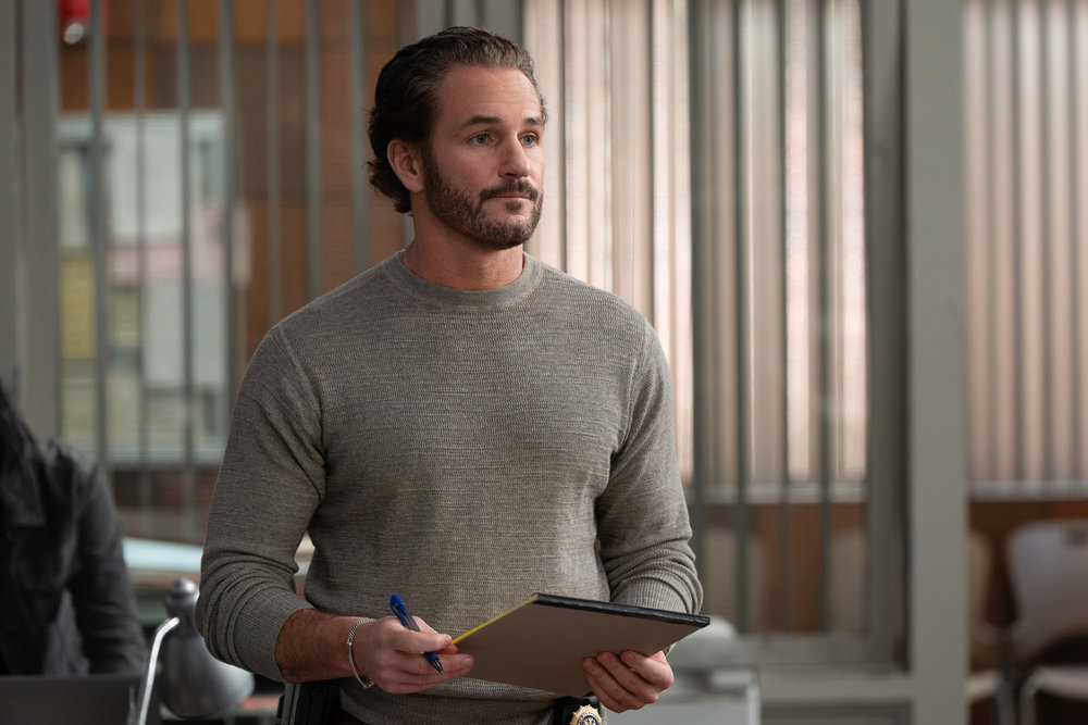 LAW & ORDER: SPECIAL VICTIMS UNIT -- "Frequency" Episode 27014 -- Pictured: Kevin Kane as Det. Terry Bruno -- (Photo by: Virginia Sherwood/NBC)