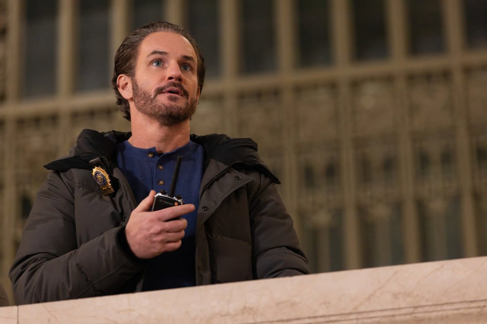 Law & Order SVU Season 27 Episode 14 Photo -- "Frequency" Episode 27014 -- Pictured: Kevin Kane as Det. Terry Bruno -- (Photo by: Will Hart/NBC)