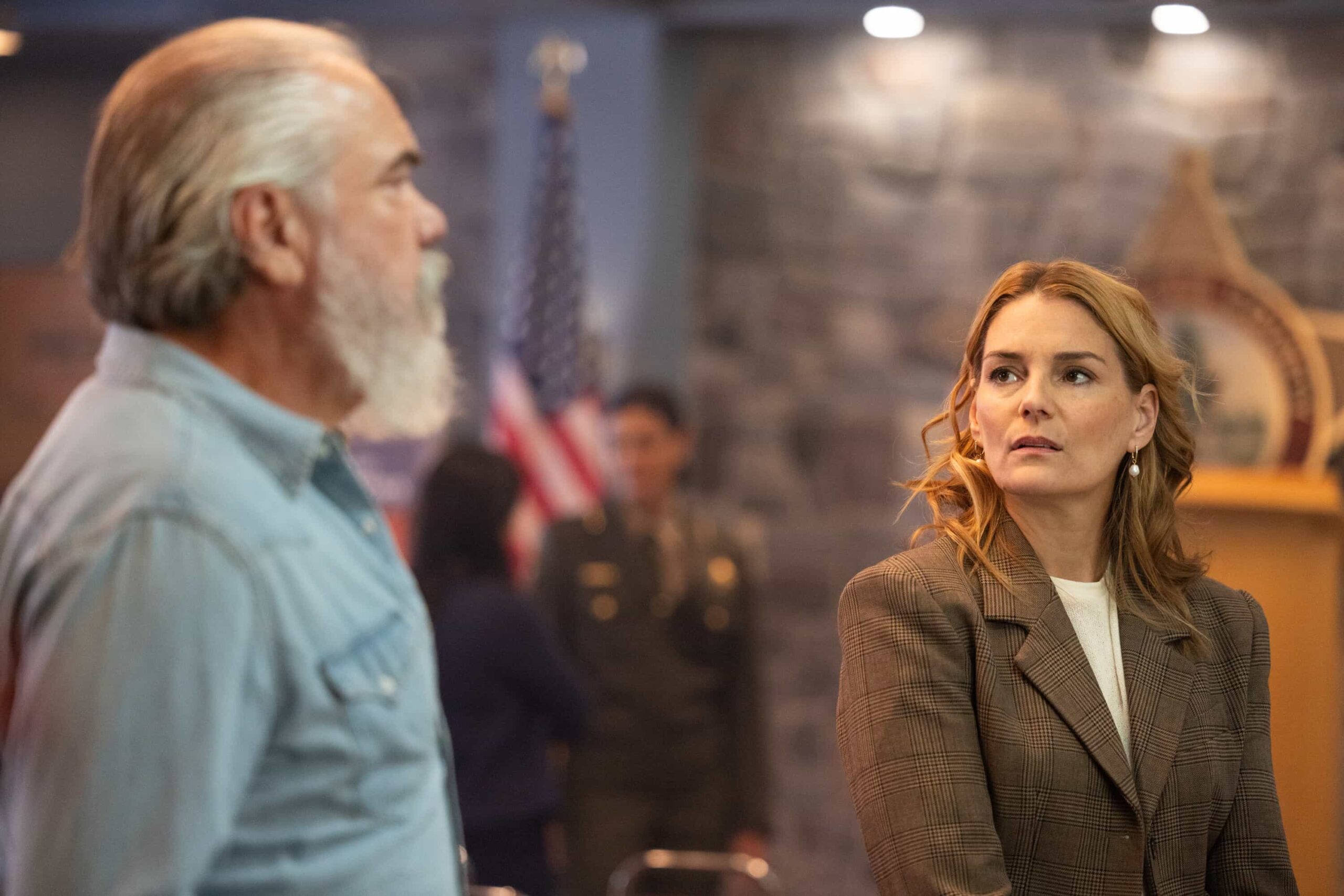 Sheriff Country Season 1 Episode 11 “The Aftermath” – When a courthouse security test ends in a shocking murder, Sheriff Mickey Fox uncovers a dangerous conspiracy reaching deep into Edgewater’s justice system.Pictured: W. Earl Brown as Wes Fox and Suze Misner as Nora Boone. Photo: Darren Goldstein/CBS ©2025 CBS Broadcasting, Inc. All Rights Reserved.