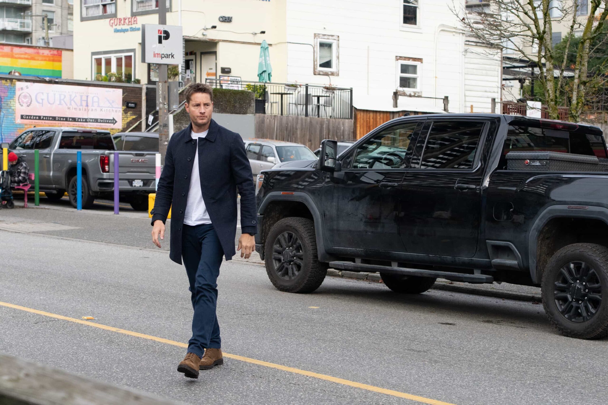 Tracker Season 3 Episode 11 “To the Bone” – When an 18-year-old goes missing from his family’s restaurant, Colter uncovers the teen’s underground fake ID business and the secret life he’s been hiding from his parents.Pictured: Justin Hartley as Colter Shaw. Photo: Colin Bentley/CBS ©2025 CBS Broadcasting, Inc. All Rights Reserved.
