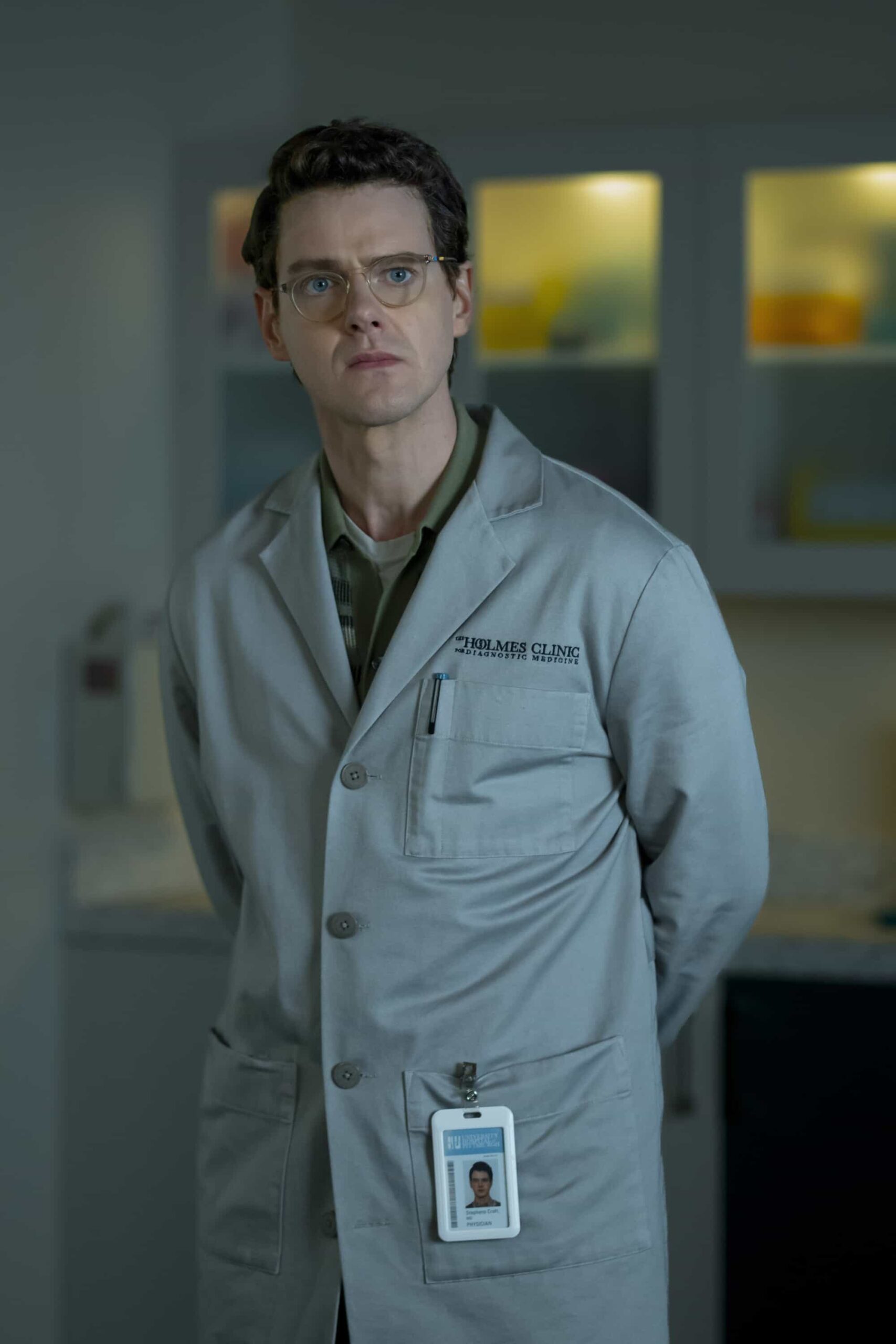 Watson Season 2 Episode 12 “A Family Meal” - When a patient arrives at the Holmes Clinic plagued by a mysterious neurological disorder, Watson and the fellows discover they were forced to eat their parents amid a childhood survival incident. Meanwhile, Adam is struggling with how his future will change as a father, on WATSON, Sunday, March 1 (10:00-11:00 PM, ET/PT) on the CBS Television Network, and streaming on Paramount+  Pictured: Peter Mark Kendall as Dr. Stephens Croft  Photo: Colin Bentley/CBS ©2025 CBS Broadcasting, Inc. All Rights Reserved.