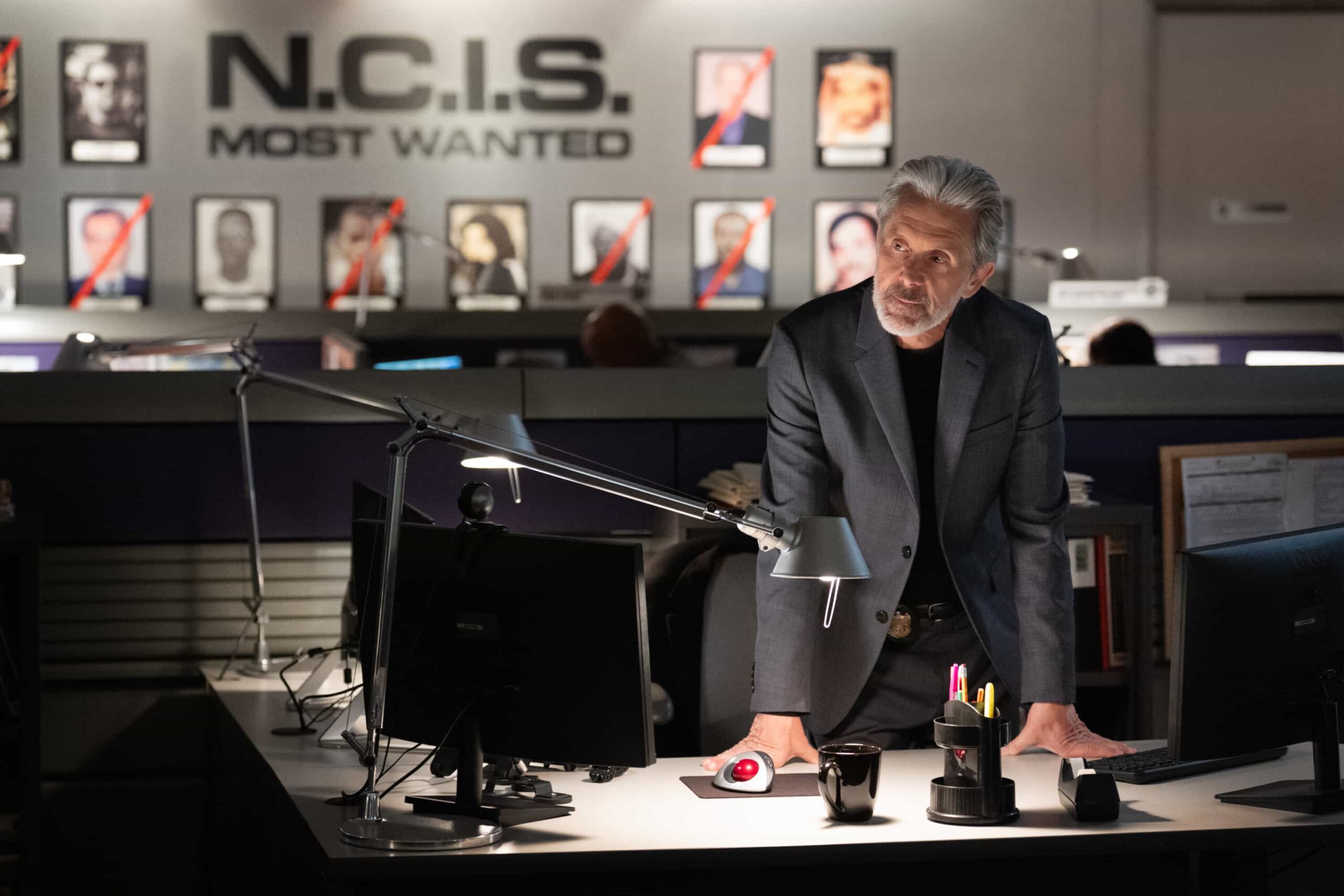 NCIS Season 23 Episode 11 “Army of One” – When a desperate man barricades himself inside an ammo warehouse, Knight is the only negotiator he’ll talk to, claiming she once saved him before. As explosives tick and trust frays, Knight clashes with the CID officer running the standoff, each convinced theirs is the only way out, on the CBS Original series NCIS, Tuesday, March 10 (8:00-9:00 PM, ET/PT) on the CBS Television Network, and streaming on Paramount+ Pictured: Gary Cole as Special Agent Alden Parker  Photo: Robert Voets/CBS ©2025 CBS Broadcasting, Inc. All Rights Reserved.