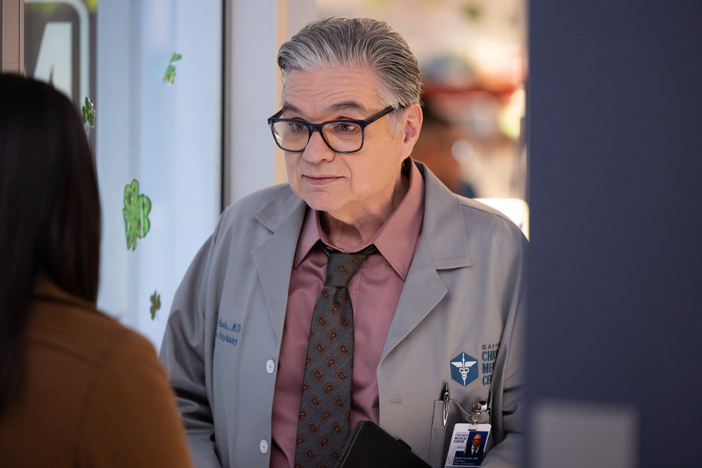 CHICAGO MED Season 11 Episode 14 Promo -- "Twist & Shout" Episode 1114 -- Pictured: Oliver Platt as Dr. Daniel Charles -- (Photo by: George Burns Jr/NBC)