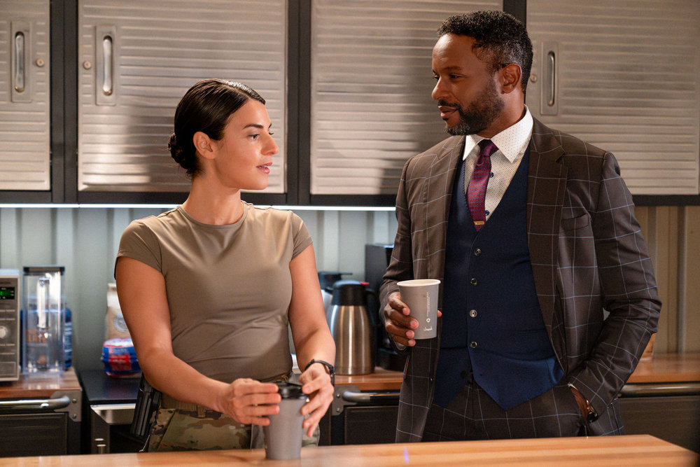 THE HUNTING PARTY -- "Sidney Fairfax" Episode 207 -- Pictured: Sara Garcia as Jennifer Morales, Luke Forbes as Jonathan Peck -- (Photo by: Ralph Bavaro/NBC)