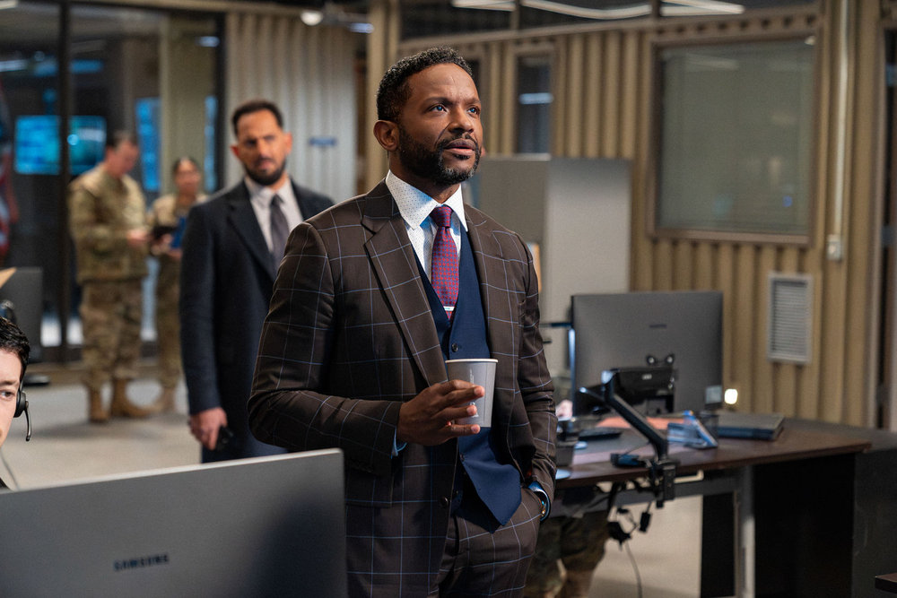 THE HUNTING PARTY -- "Sidney Fairfax" Episode 207 -- Pictured: (l-r) Patrick Sabongui as Jacob Hassani, Luke Forbes as Jonathan Peck -- (Photo by: Ralph Bavaro/NBC)