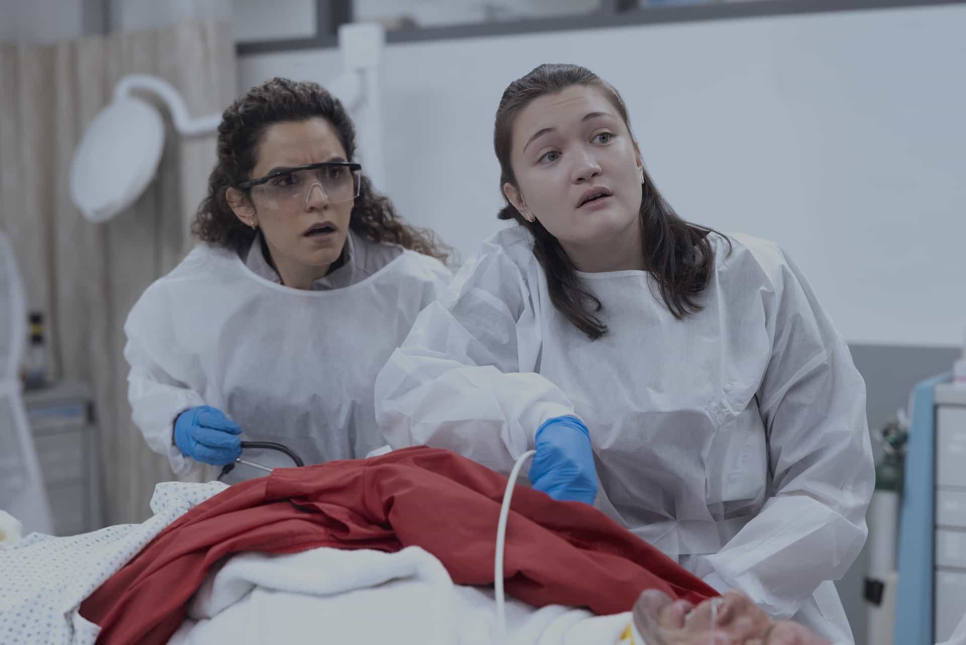 Sepideh Moafi, Isa Briones THE PITT Season 2