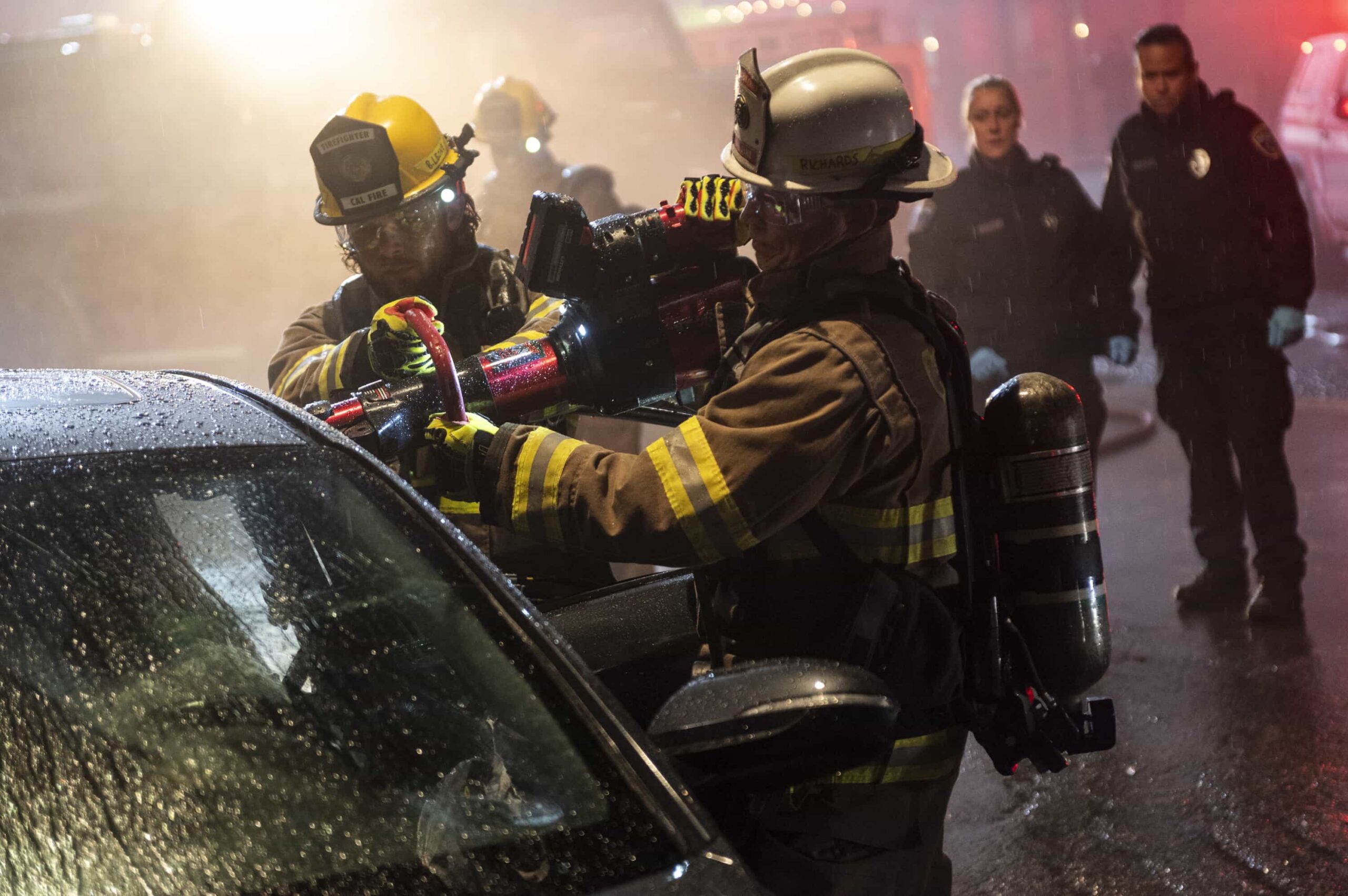 Fire Country Season 4 Episode 12 “Life of a Firefighter” – As station 42 battles through a relentless shift, the unexpected return of Battalion Chief Brett Richards (Shawn Hatosy) throws the crew off balance and forces Manny to confront his growing self-doubt, on FIRE COUNTRY, Friday, March 13 (9:00-10:00 PM, ET/PT).  Pictured (L-R): Max Thieriot as Bode Leone and Shawn Hatosy as Chief Brett Richards. Photo: Sergei Bachlakov/CBS ©2025 CBS Broadcasting, Inc. All Rights Reserved.