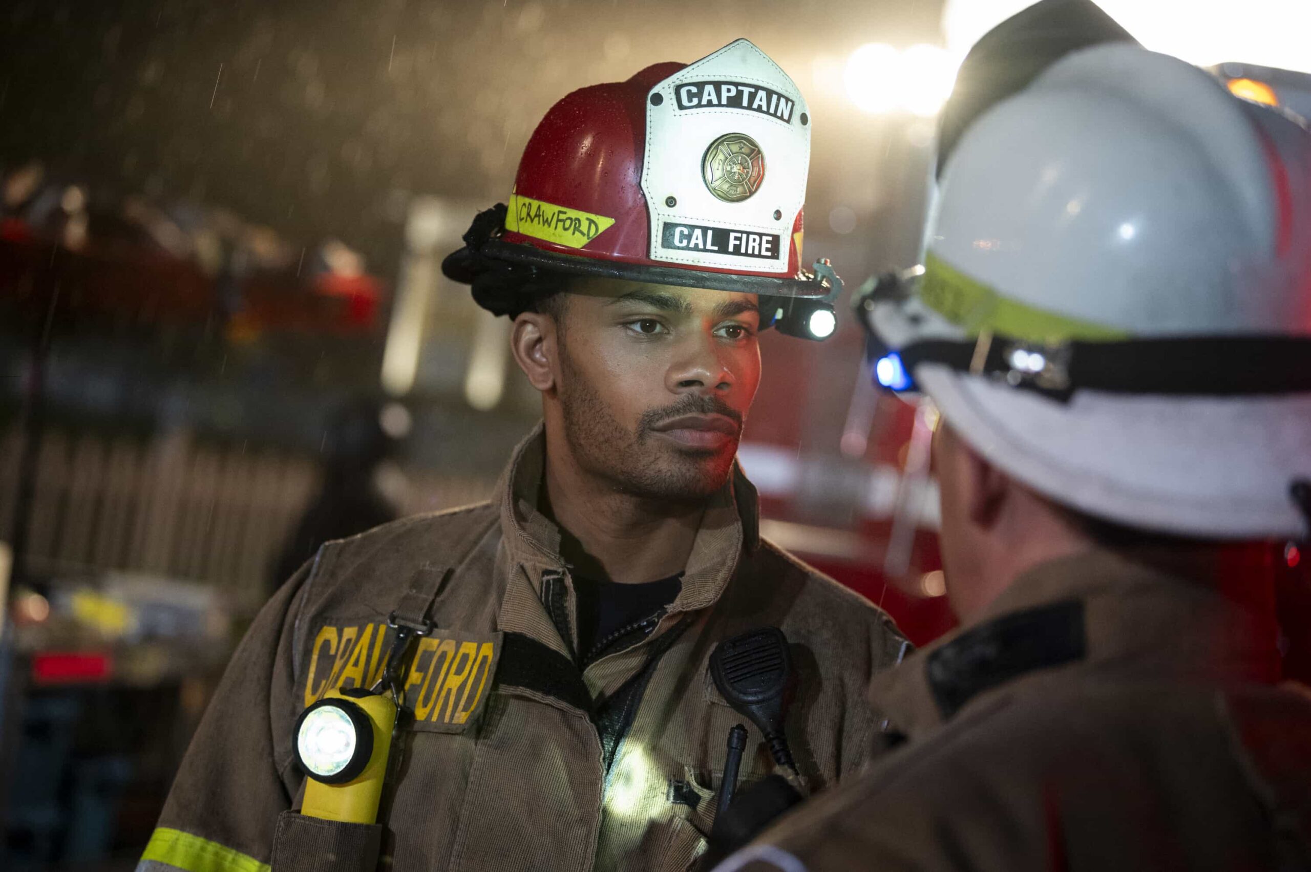 Fire Country Season 4 Episode 12 Still “Life of a Firefighter” – As station 42 battles through a relentless shift, the unexpected return of Battalion Chief Brett Richards (Shawn Hatosy) throws the crew off balance and forces Manny to confront his growing self-doubt, on FIRE COUNTRY, Friday, March 13 (9:00-10:00 PM, ET/PT).  Pictured: Jordan Calloway as Jake Crawford. Photo: Sergei Bachlakov/CBS ©2025 CBS Broadcasting, Inc. All Rights Reserved.