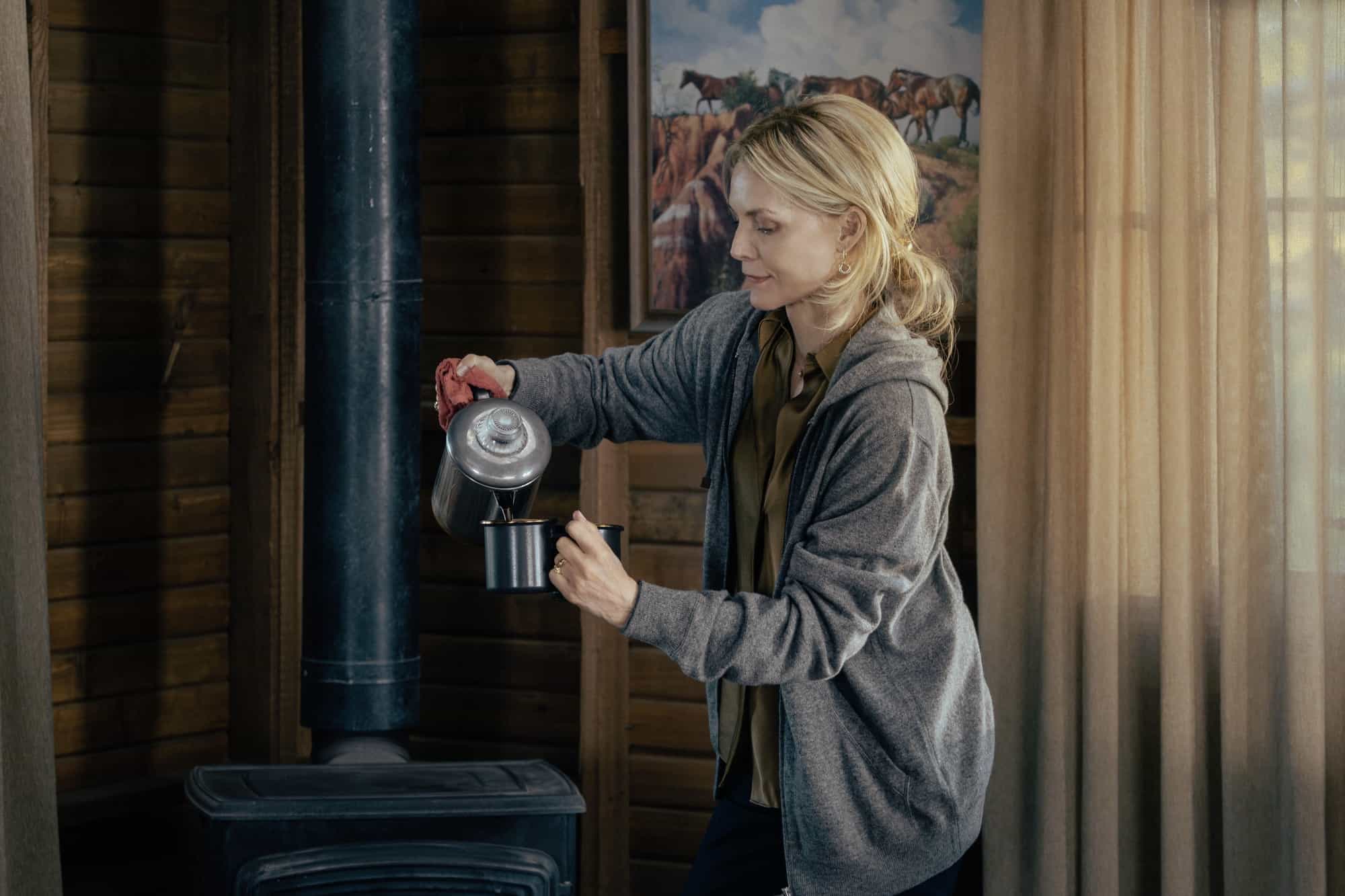 The Madison Season 1 Episode 1 Photo - Michelle Pfeiffer as Stacy Clyburn in episode 1, season 1 of the Paramount+ series The Madison. Photo Credit: Emerson Miller/Paramount+