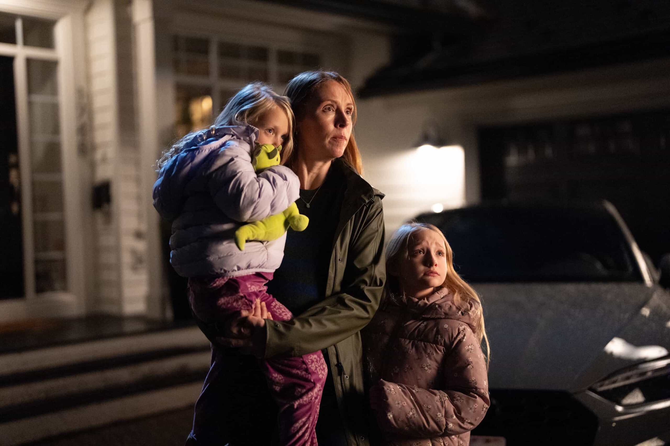 “Do No Harm” – When a doctor vanishes after her shift, Colter uncovers a trail of stolen drugs and disguises revealing a calculated revenge plot, on TRACKER  Pictured: Lilly Moloney as Victor’s Younger Daughter, Julie Lynn Mortensen as Andrea and Isla Brown as Victor’s Older Daughter. Photo: Darko Sikman/CBS ©2025 CBS Broadcasting, Inc. All Rights Reserved.