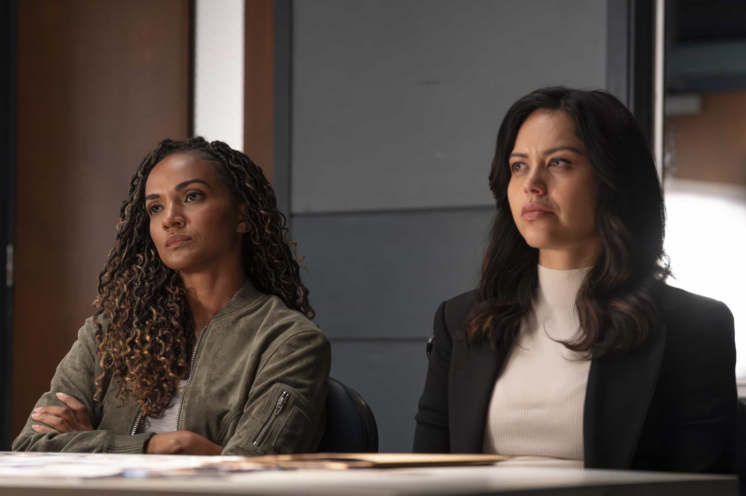 THE ROOKIE Season 8 Episode 11 Image - “Aftermath” - Lucy returns to work in the aftermath of the attack. Meanwhile, an unexpected twist hinders the Liam Glasser case, and a familiar face helps the team track down a killer. MONDAY, MARCH 16 (10:00-11:00 p.m. EDT) on ABC. (Disney/Mike Taing) 
MEKIA COX, ALYSSA DIAZ