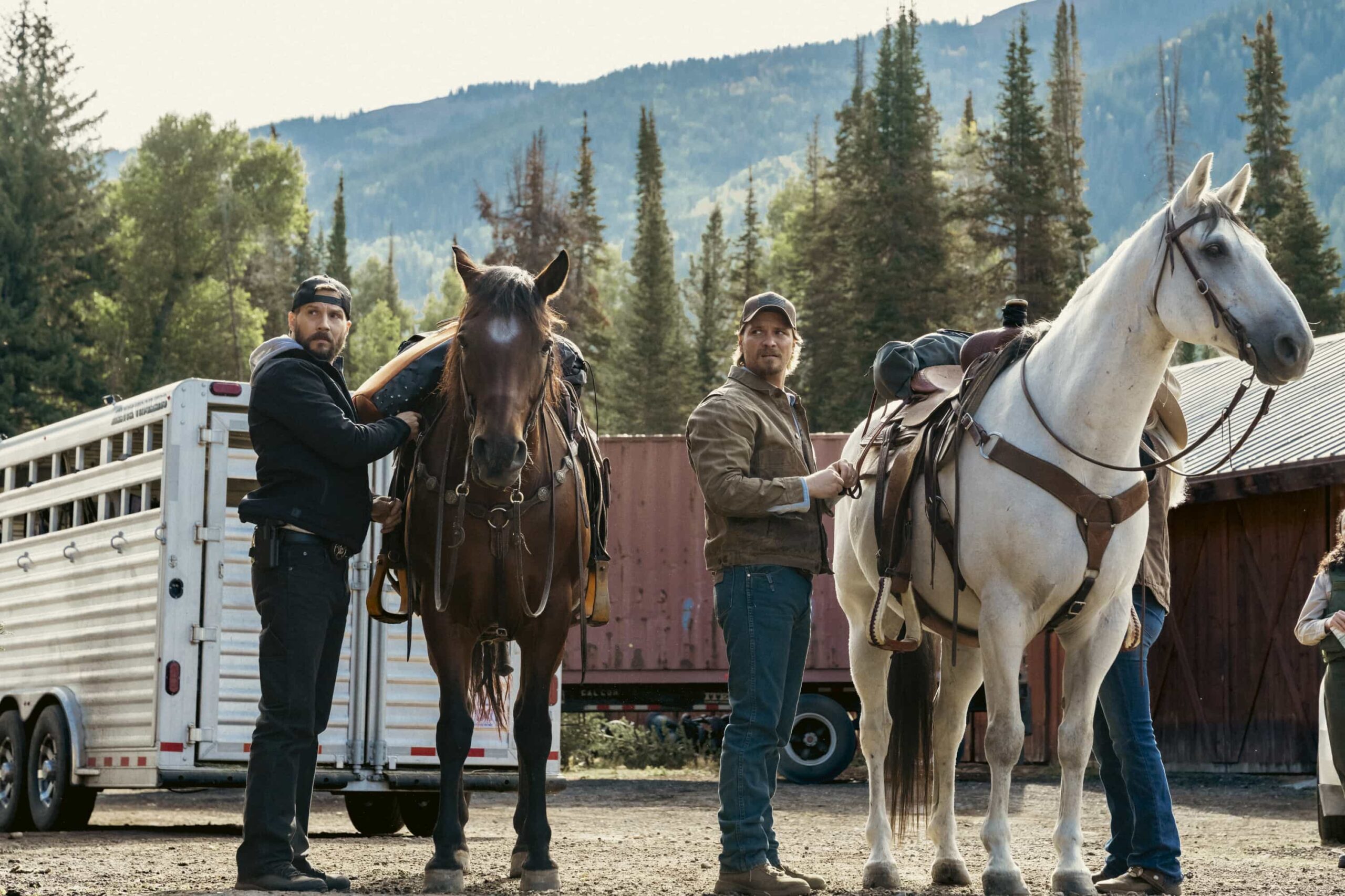 Marshals Season 1 Episode 4 "The Gathering Storm" -- CBS Original Series MARSHALS, scheduled to air on Sunday, March 22 (8:00-9:00 PM ET/8:00-9:00 PM PT). Pictured (L-R): Logan Marshall-Green as Pete Calvin and Luke Grimes as Kayce Dutton. Photo: Christopher Saunders/CBS ©2025 CBS Broadcasting, Inc. All Rights Reserved.