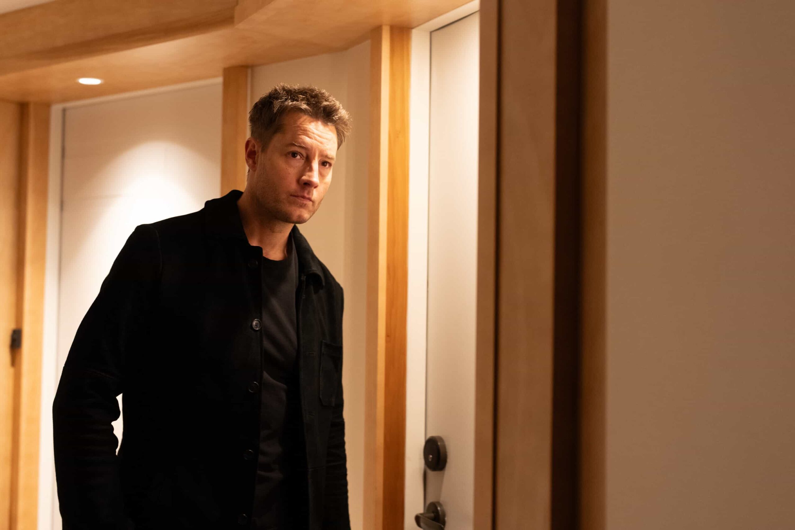 Tracker Season 3 Episode 13 Photo “Breakaway” – After Baxter, a veteran stuntman, disappears following a risky stunt, his girlfriend, Laura, calls Colter to investigate a B-movie set, uncovering shady producers and a trail that leads into a dangerous underground world. Pictured:Justin Hartley as Colter Shaw. Photo: Darko Sikman/CBS ©2025 CBS Broadcasting, Inc. All Rights Reserved.