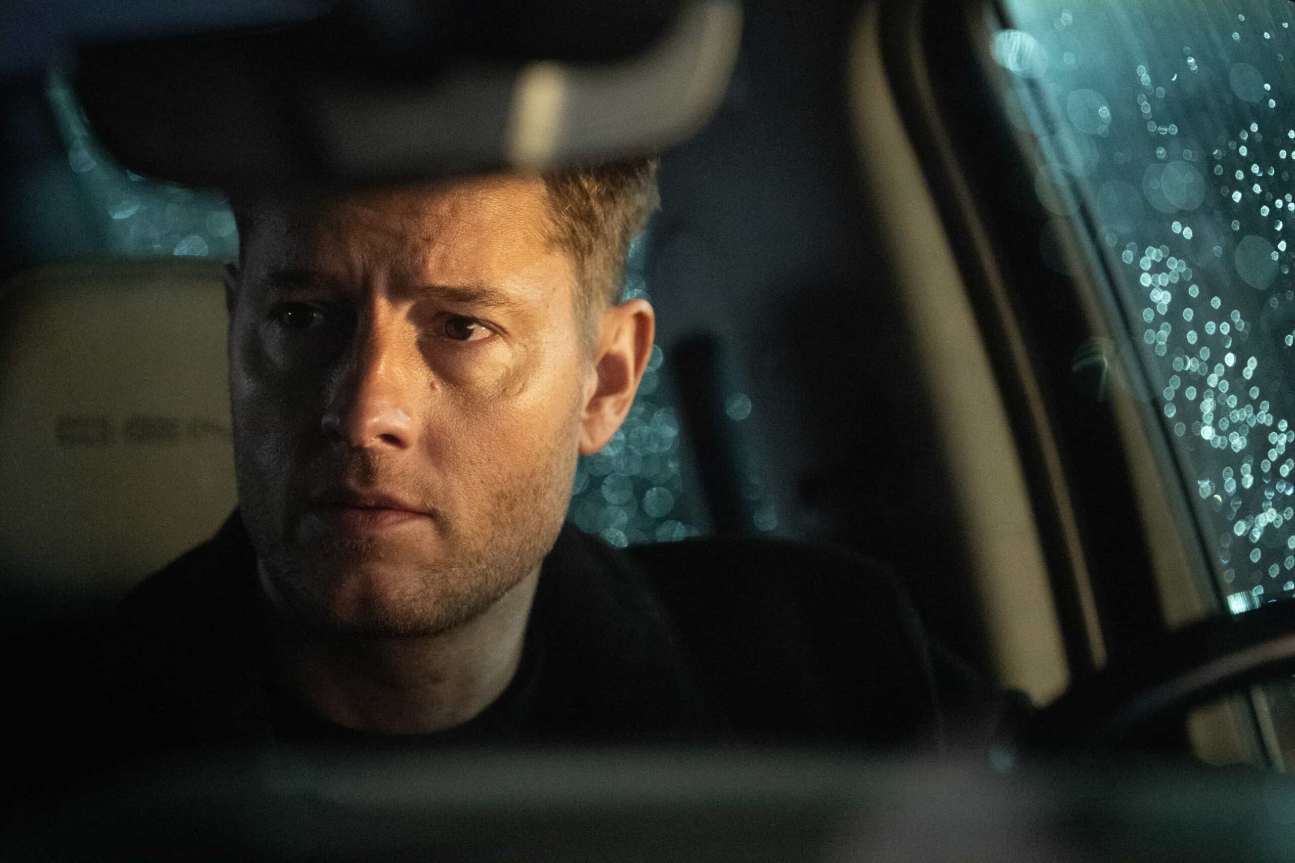 Tracker Season 3 Episode 13 “Breakaway” – After Baxter, a veteran stuntman, disappears following a risky stunt, his girlfriend, Laura, calls Colter to investigate a B-movie set, uncovering shady producers and a trail that leads into a dangerous underground world. Pictured: Justin Hartley as Colter Shaw. Photo: David Bukach/CBS ©2025 CBS Broadcasting, Inc. All Rights Reserved.