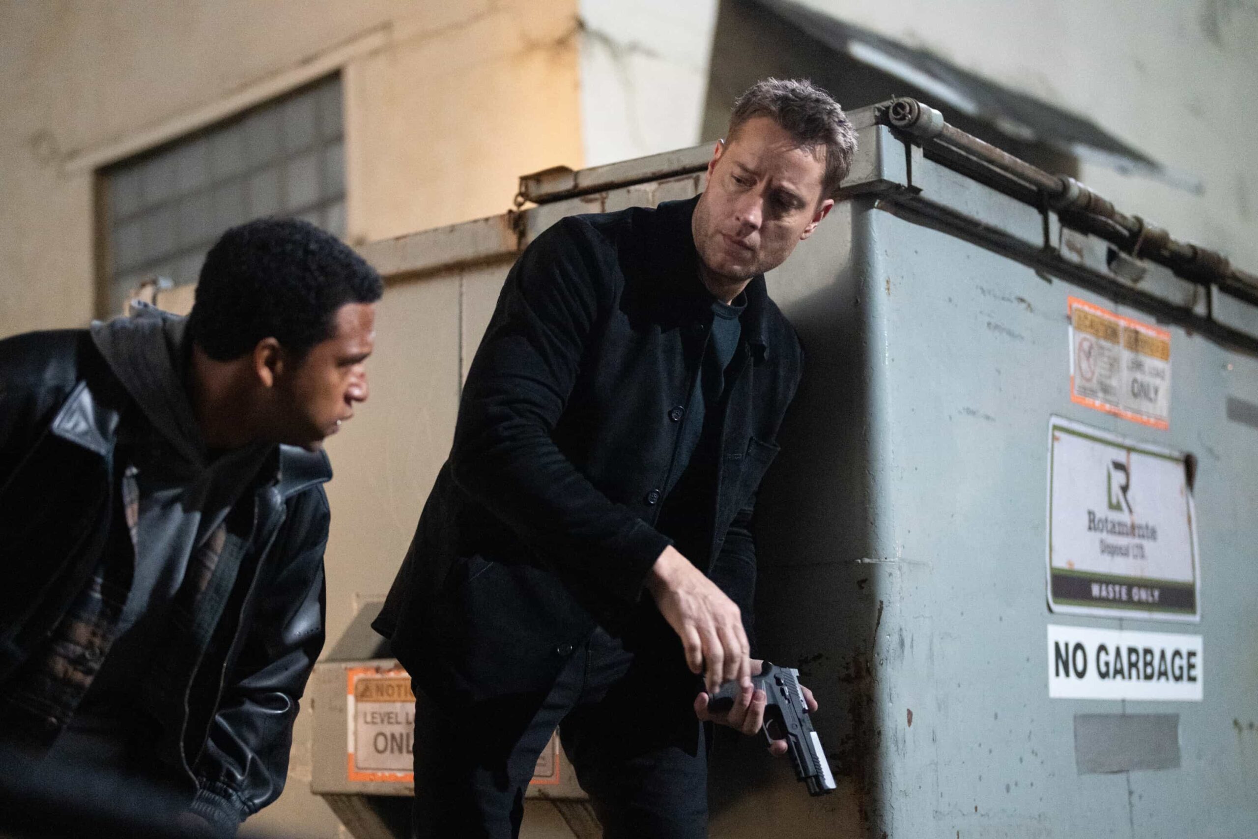 Tracker Season 3 Episode 13 Still “Breakaway” – After Baxter, a veteran stuntman, disappears following a risky stunt, his girlfriend, Laura, calls Colter to investigate a B-movie set, uncovering shady producers and a trail that leads into a dangerous underground world. Pictured: Lovelle Adams-Gray as Dalton Ripley and Justin Hartley as Colter Shaw. Photo: David Bukach/CBS ©2025 CBS Broadcasting, Inc. All Rights Reserved.