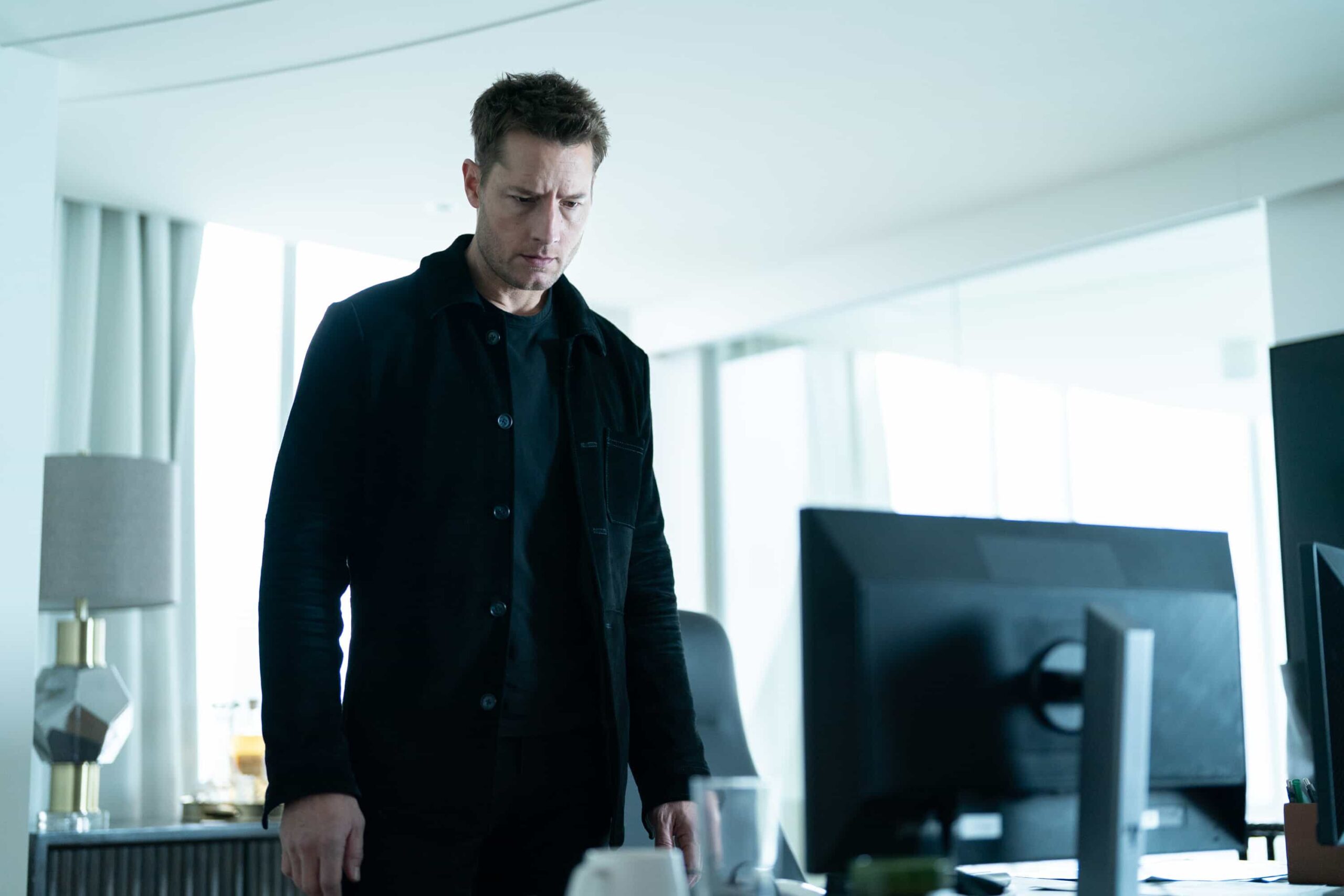 Tracker Season 3 Episode 13 Promo “Breakaway” – After Baxter, a veteran stuntman, disappears following a risky stunt, his girlfriend, Laura, calls Colter to investigate a B-movie set, uncovering shady producers and a trail that leads into a dangerous underground world. Pictured:Justin Hartley as Colter Shaw. Photo: Darko Sikman/CBS ©2025 CBS Broadcasting, Inc. All Rights Reserved.