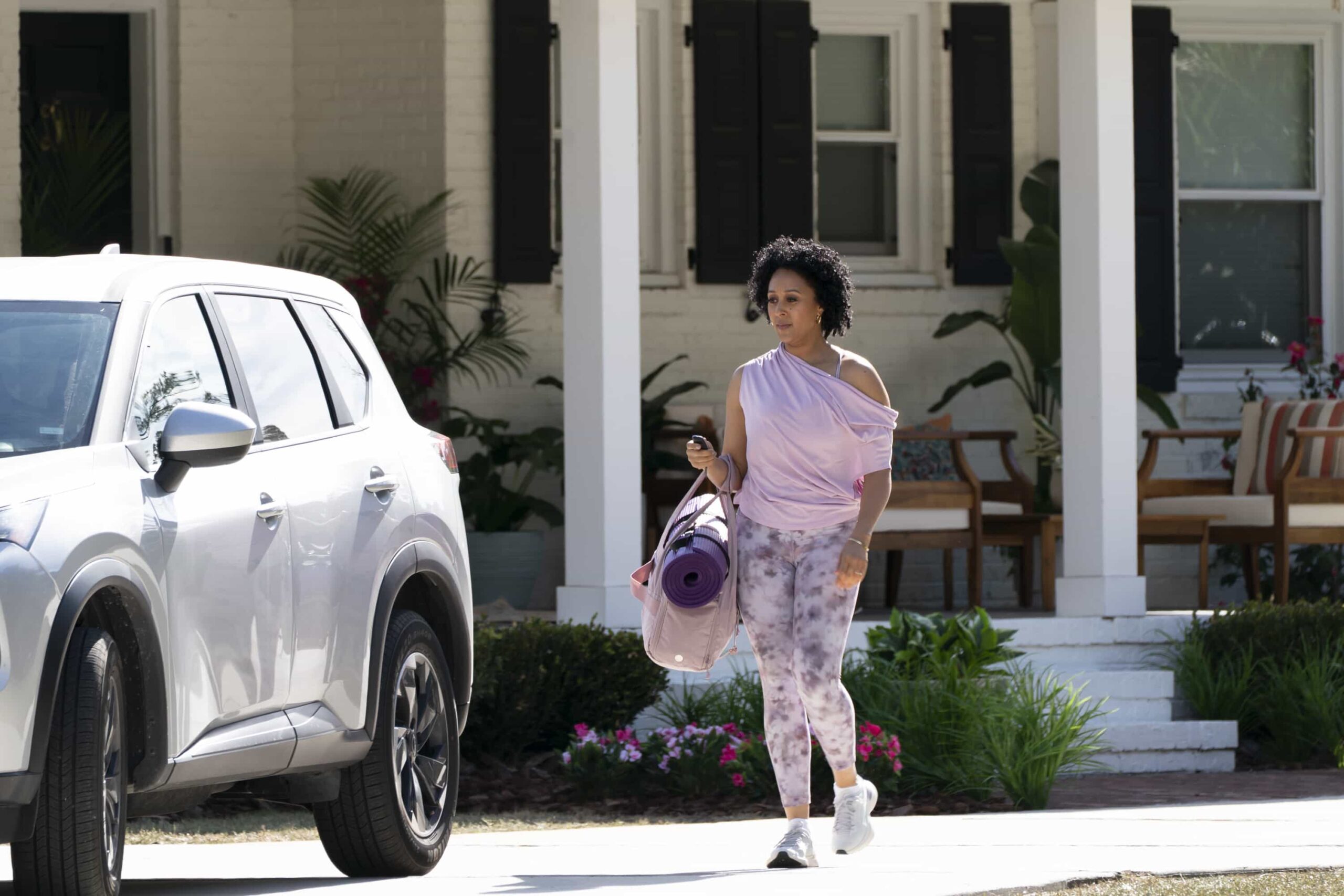 R.J. Decker Season 1 Episode 4 Photos “In Vanity Veritas” Airs Tonight on ABC 8 R.J. DECKER - “In Vanity Veritas” - R.J. finds himself at the center of a suburban housewife murder mystery. Catherine worries that R.J. is getting too close to Emi. TUESDAY, MARCH 24 (10:00-11:00 p.m. EDT) on ABC. (Disney/John Merrick)
TAMERA MOWRY
