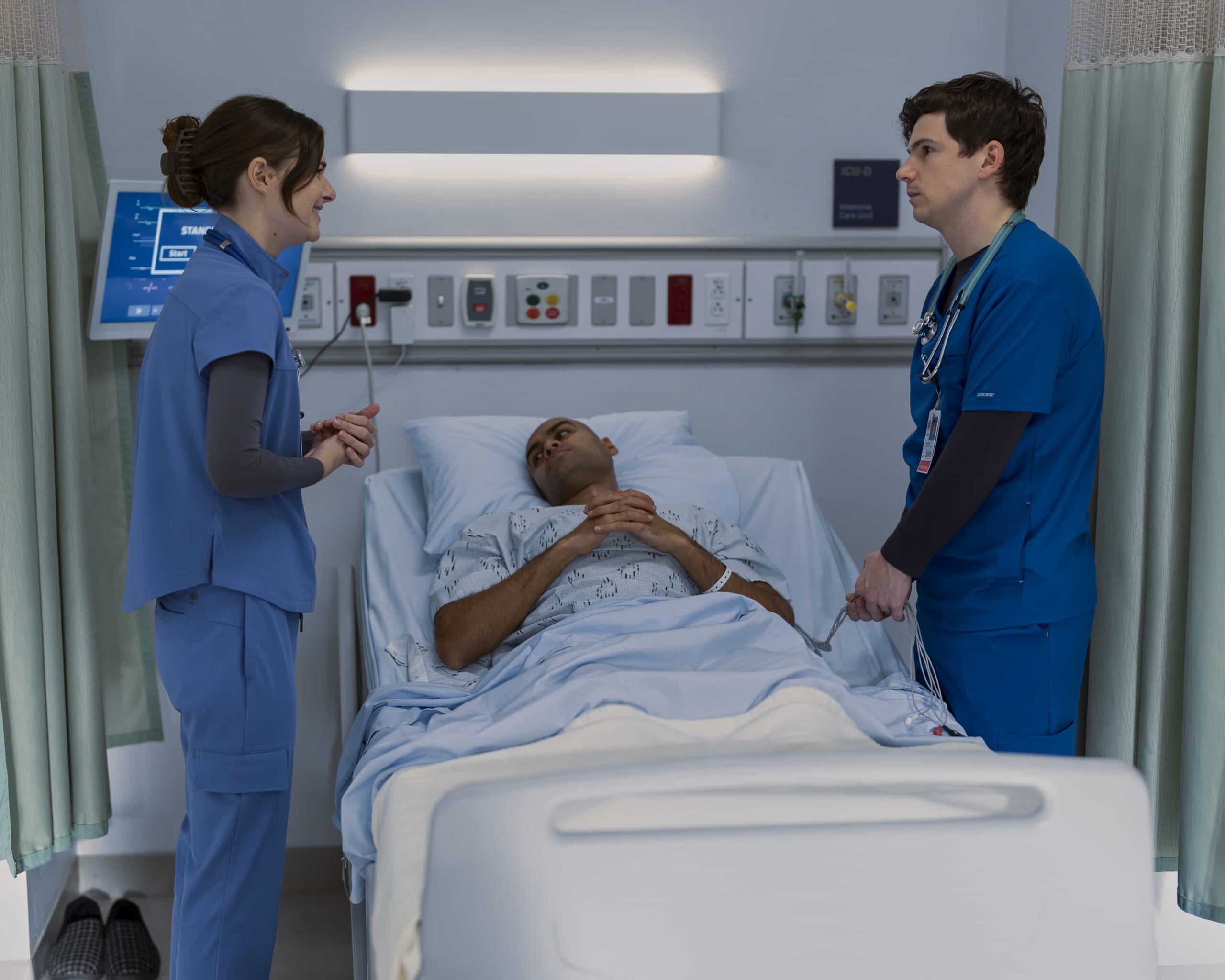 SCRUBS Season 10 Episode 6 - “My V.I.P.” - J.D. and Dr. Park are forced to work together when a member of the hospital board experiences a mysterious health crisis. Turk helps Elliot navigate a newfound romance, while the interns practice vulnerability with patients. WEDNESDAY, MARCH 25 (8:00-8:30 p.m. EDT) on ABC. ((Disney/Darko Sikman) 
AVA BUNN, JACOB DUDMAN