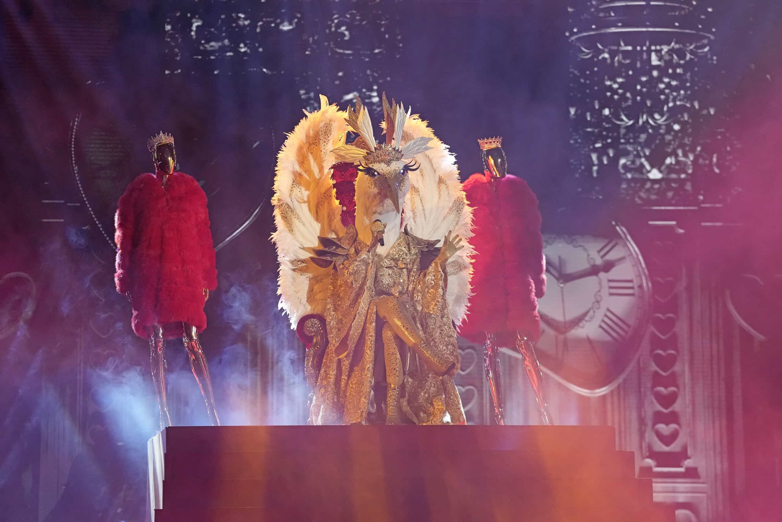 THE MASKED SINGER: Crane on "Semi-Finals" episode of THE MASKED SINGER airing Wednesday, Mar. 25 (8:00-9 PM ET/PT) on FOX. ©2026 Fox Media LLC. CR: Trae Patton/ FOX.