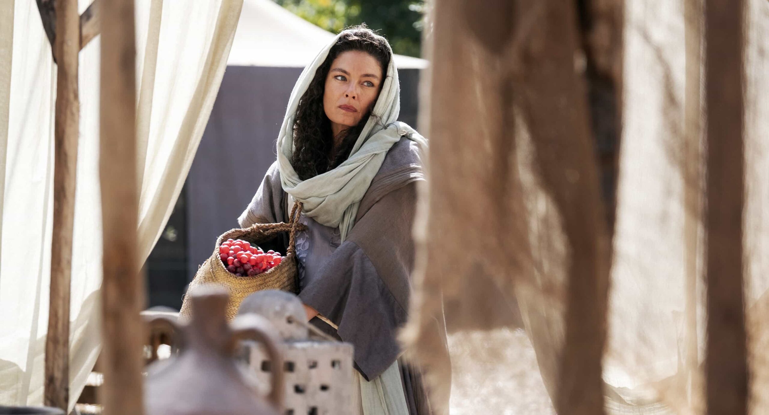 THE FAITHFUL: Alexa Davalos in "The Woman Who Risked Everything" two episode presentation of THE FAITHFUL airing Sunday, March 29 (8:00-10:00 PM ET/PT) on FOX. CR: FOX. © 2026 FOX Media LLC.