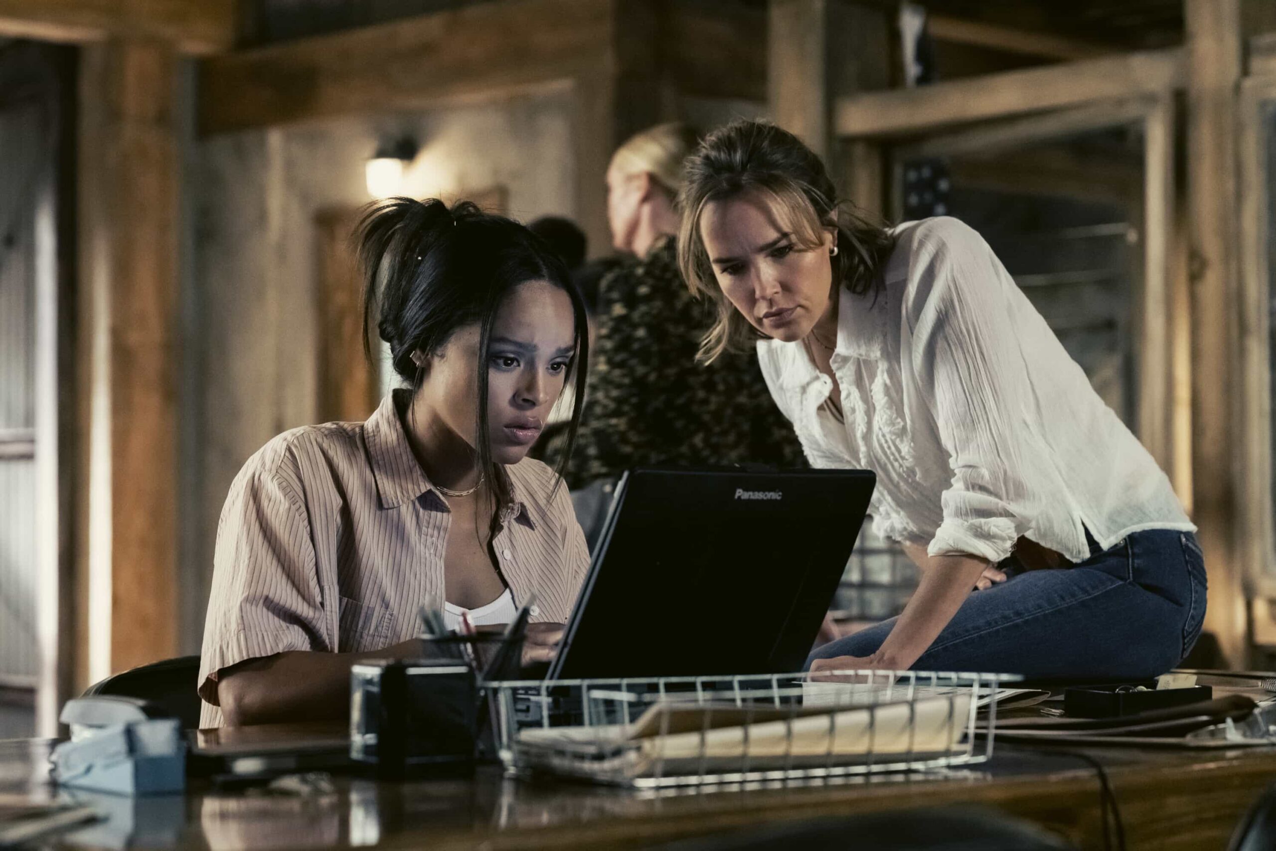 Marshals Season 1 Episode 5 Image "Lost Girls" -- CBS Original Series MARSHALS, scheduled to air on Sunday, March 29 (8:00-9:00 PM ET/PT). Pictured (L-R): Ash Santos as Andrea and Arielle Kebbel as Belle. Photo: Christopher Saunders/CBS ©2025 CBS Broadcasting, Inc. All Rights Reserved.