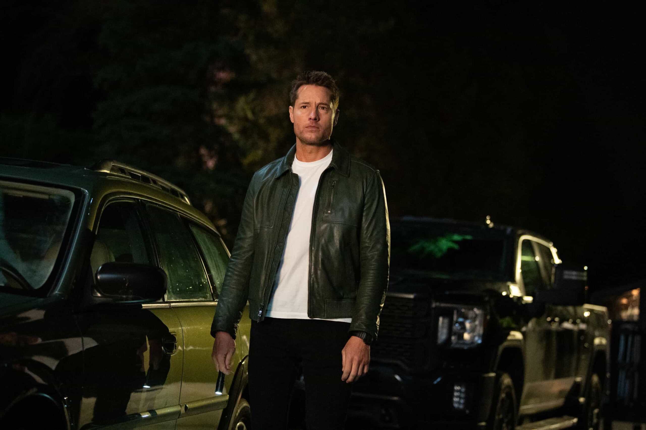 Tracker Season 3 Episode 14 Promo “The Field Trip” – When a young boy disappears during a school field trip at the aquarium, Colter must navigate a volatile father’s desperation to find his son, Sunday, March 29 (9:00-10:00 PM, ET/PT) on the CBS Television Network, and streaming on Paramount+ (live and on-demand for Paramount+ Premium plan subscribers, or on-demand for Paramount+  Pictured: Justin Hartley as Colter Shaw. Photo: Sergei Bachlakov/CBS ©2026 CBS Broadcasting, Inc. All Rights Reserved.