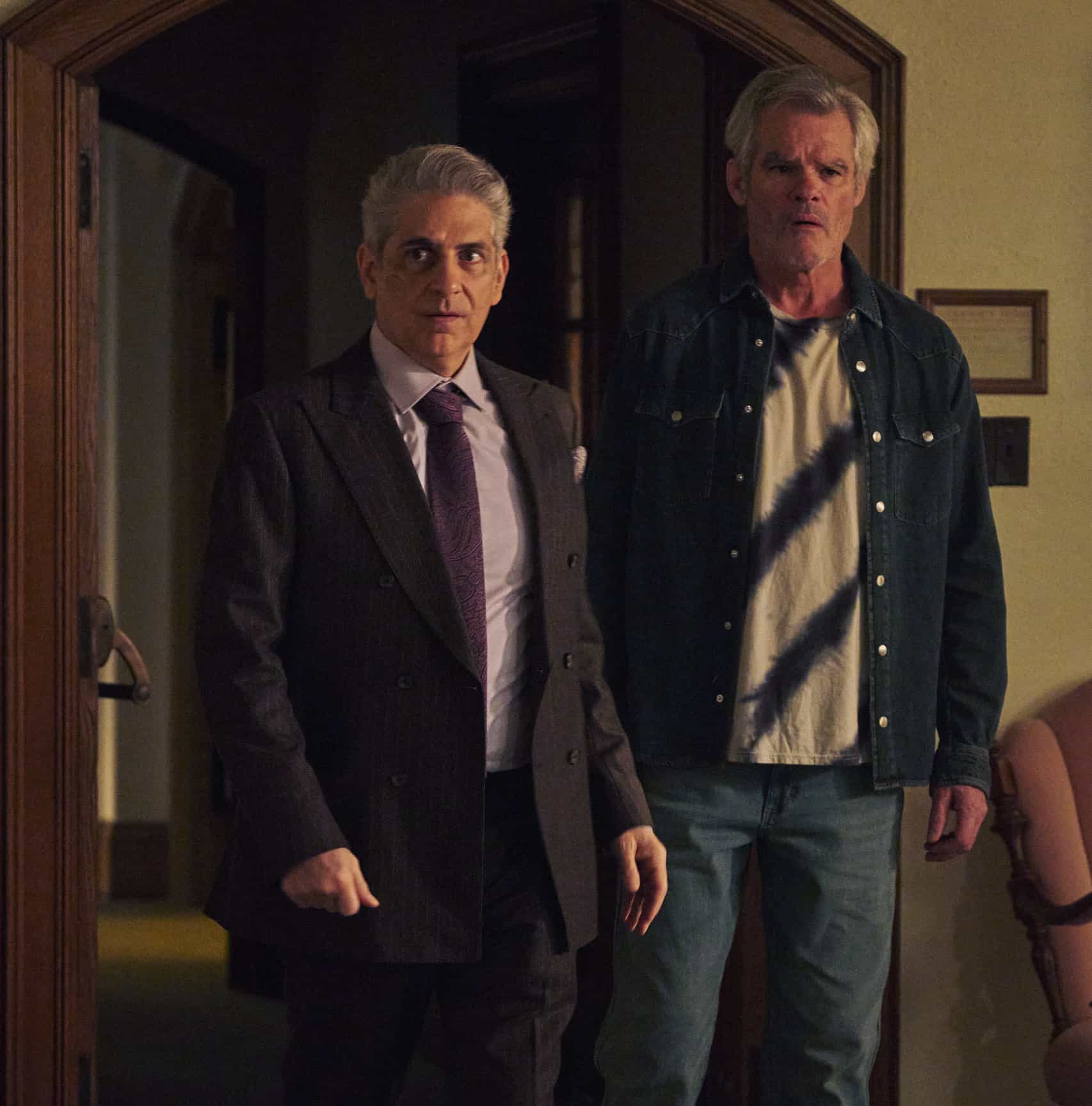 MEMORY OF A KILLER: L-R: Michael Imperioli and Richard Clarkin in the "Shoot the Piano Player" episode of MEMORY OF A KILLER airing Monday, Mar. 30 (9:00-10:00 PM ET/PT). © 2026 Fox Media LLC. CR: Christos Kalohoridis / FOX.