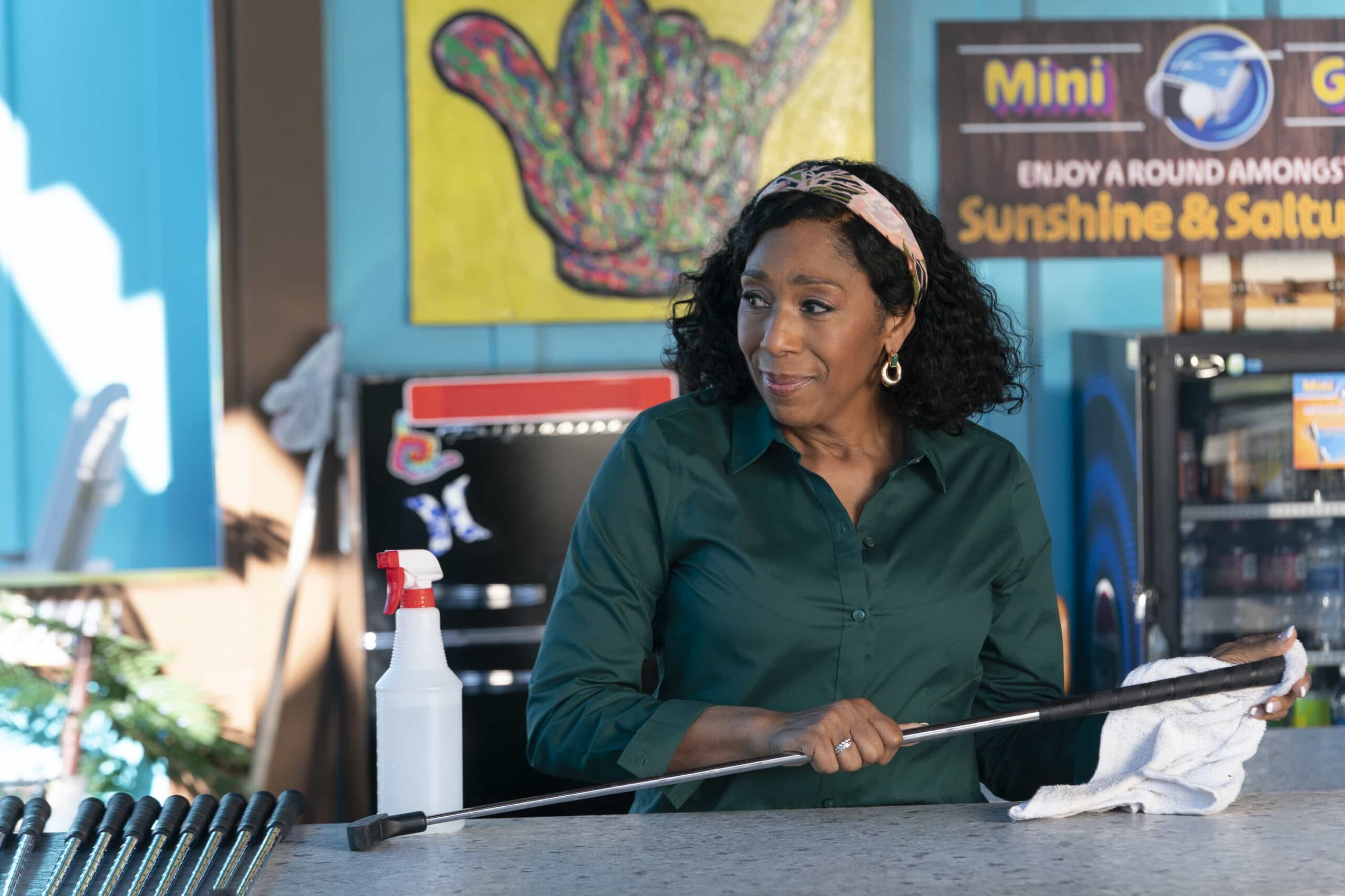 R.J. DECKER Season 1 Episode 5 - “Burn Notice” - R.J. unravels the truth about a Little League coach whose family is being mysteriously targeted. Meanwhile, R.J.’s parole officer worries that he is pushing the boundaries of his conditional release. TUESDAY, MARCH 31 (10:00-11:00 p.m. EDT) on ABC. (Disney/John Merrick) 
DAWNN LEWIS