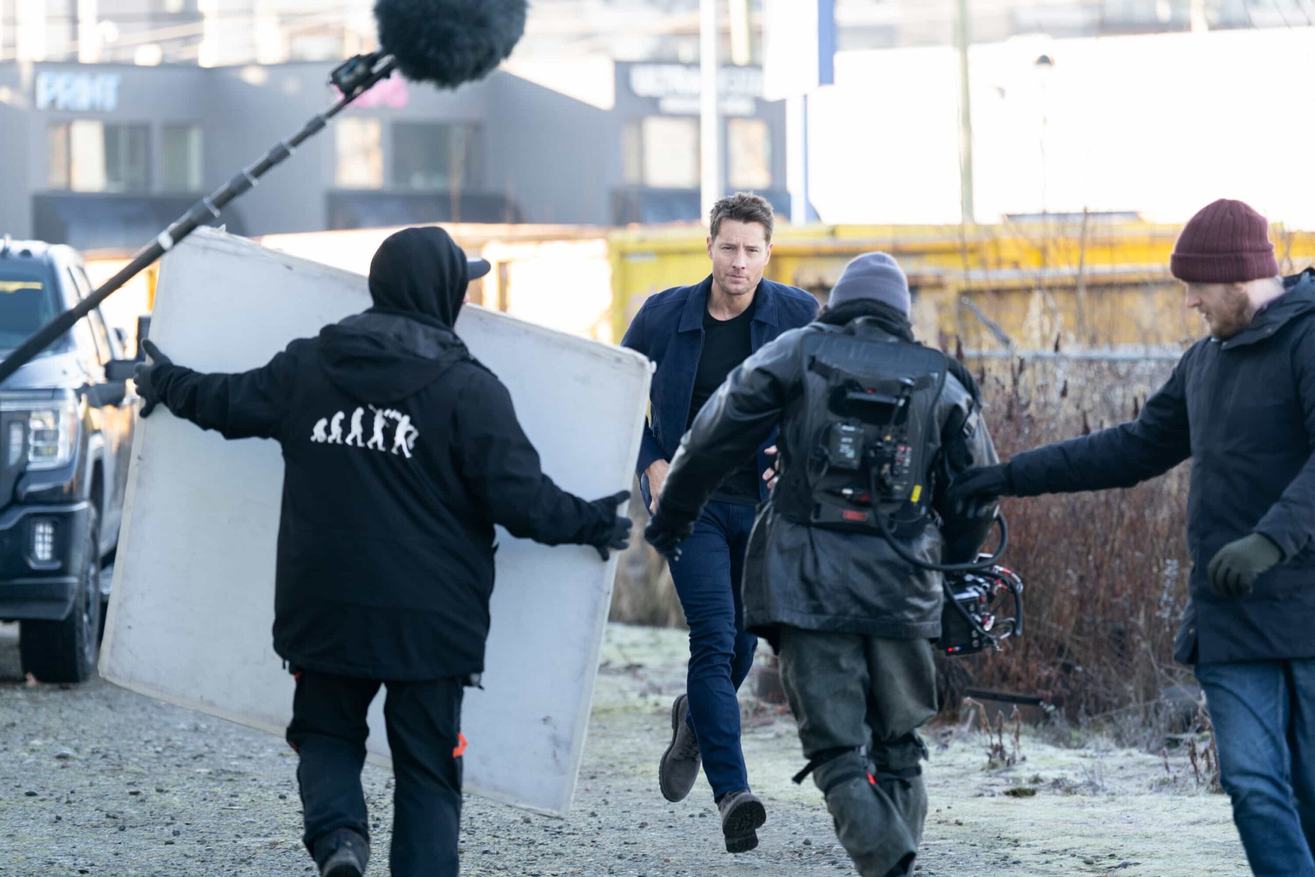 Behind The Scenes "No Good Deed" -- Coverage of the CBS Original Series TRACKER, scheduled to air on the CBS Television Network.  Pictured: Justin Hartley. Photo: Darko Sikman/CBS ©2026 CBS Broadcasting, Inc. All Rights Reserved.