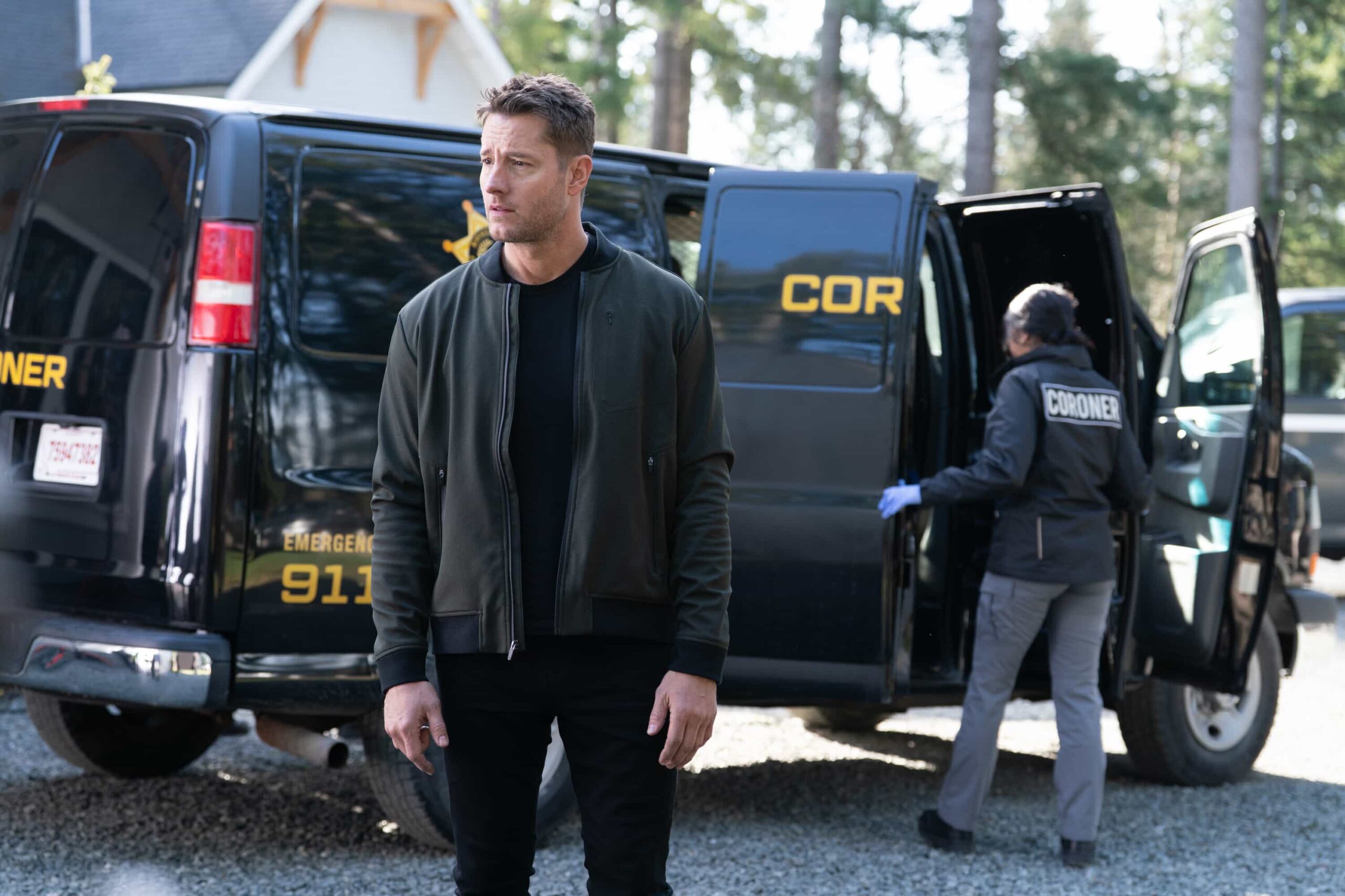 "Daughters" -- Coverage of the CBS Original Series TRACKER, scheduled to air on the CBS Television Network.  Pictured: Justin Hartley as Colter Shaw. Photo: Darko Sikman/CBS ©2026 CBS Broadcasting, Inc. All Rights Reserved.