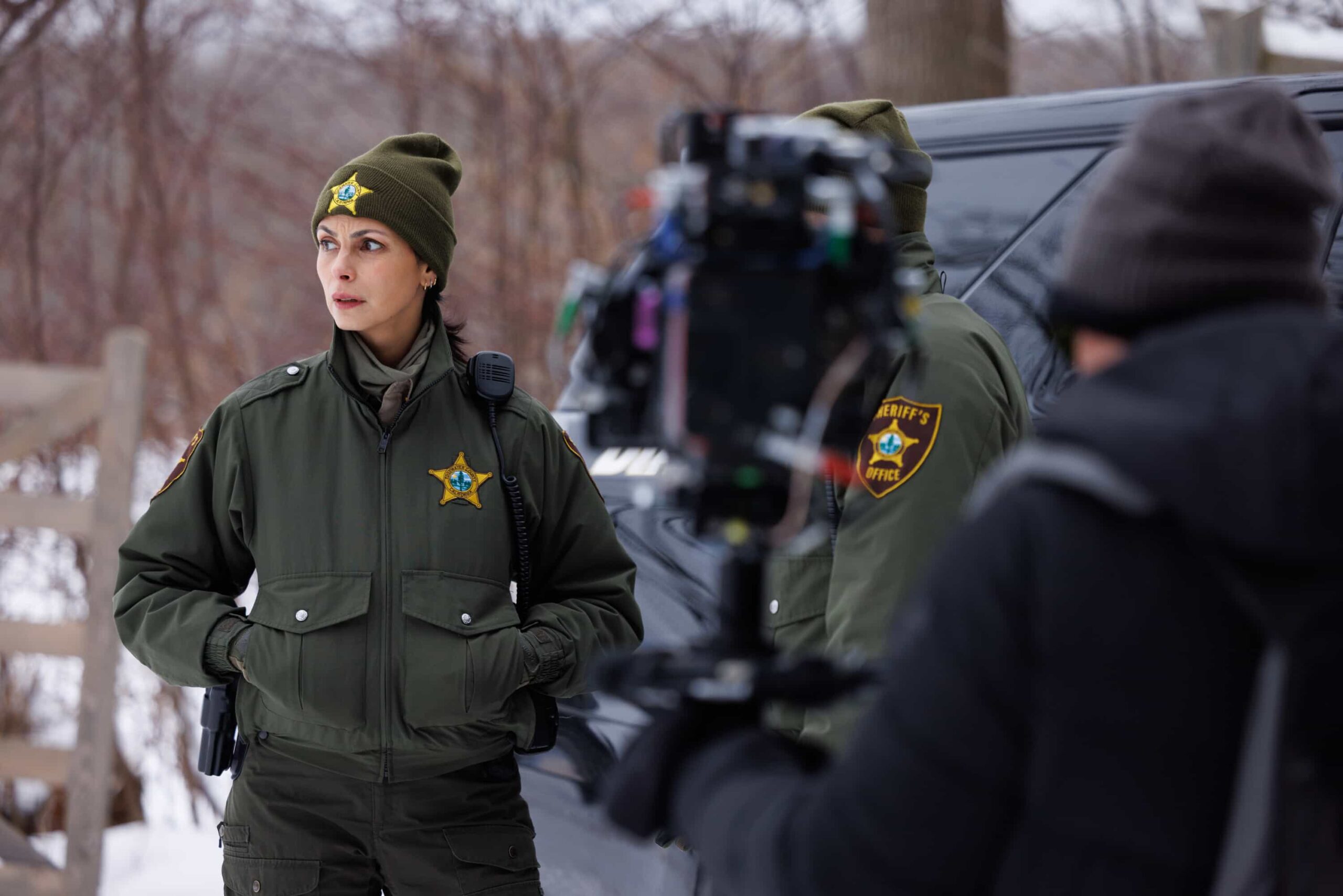 Sheriff Country Season 1 Episode 16  Behind The Scenes “Twenty Four Candles” – While Skye celebrates her 24th birthday, Sheriff Mickey Fox investigates a brutal attack tied to a land-grab scheme, on SHERIFF COUNTRY, Friday, April 24. Pictured: Morena Baccarin. Photo: Darren Goldstein/CBS ©2025 CBS Broadcasting, Inc. All Rights Reserved.