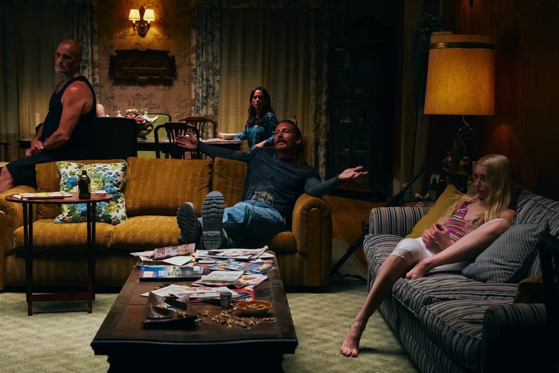 Melvin Bonez Estes, Martha Kelly, James Landry Hébert, Chloe Cherry EUPHORIA Season 3