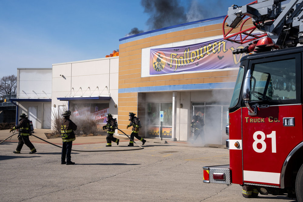 CHICAGO FIRE -- "Exit Point" Episode 1419 -- Pictured: Chicago Fire Department -- (Photo by: Peter Gordon/NBC)